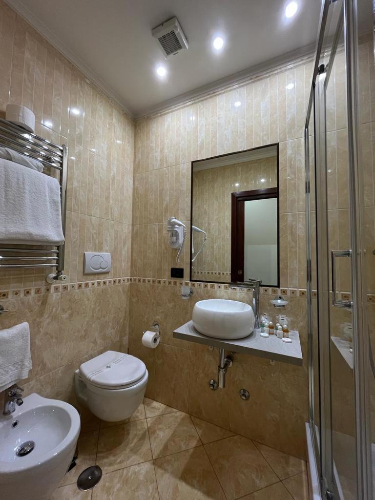 Glam Luxury Hotell *