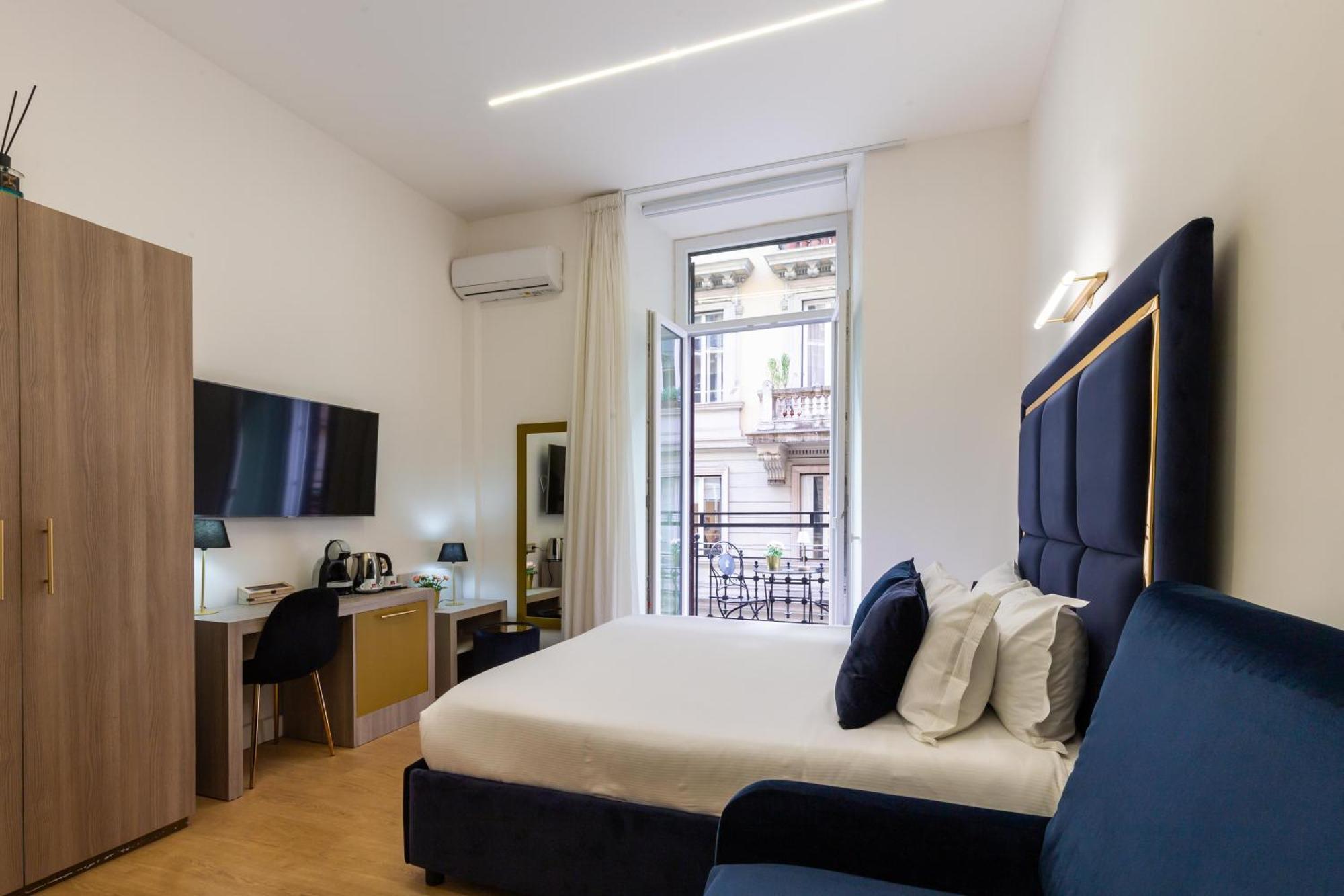 Cavour Luxury - Lr Collection * Rom