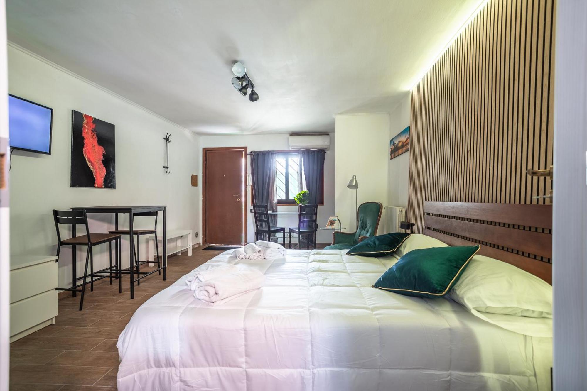 -the Rock- Garden And Express Train Center Apartamento *