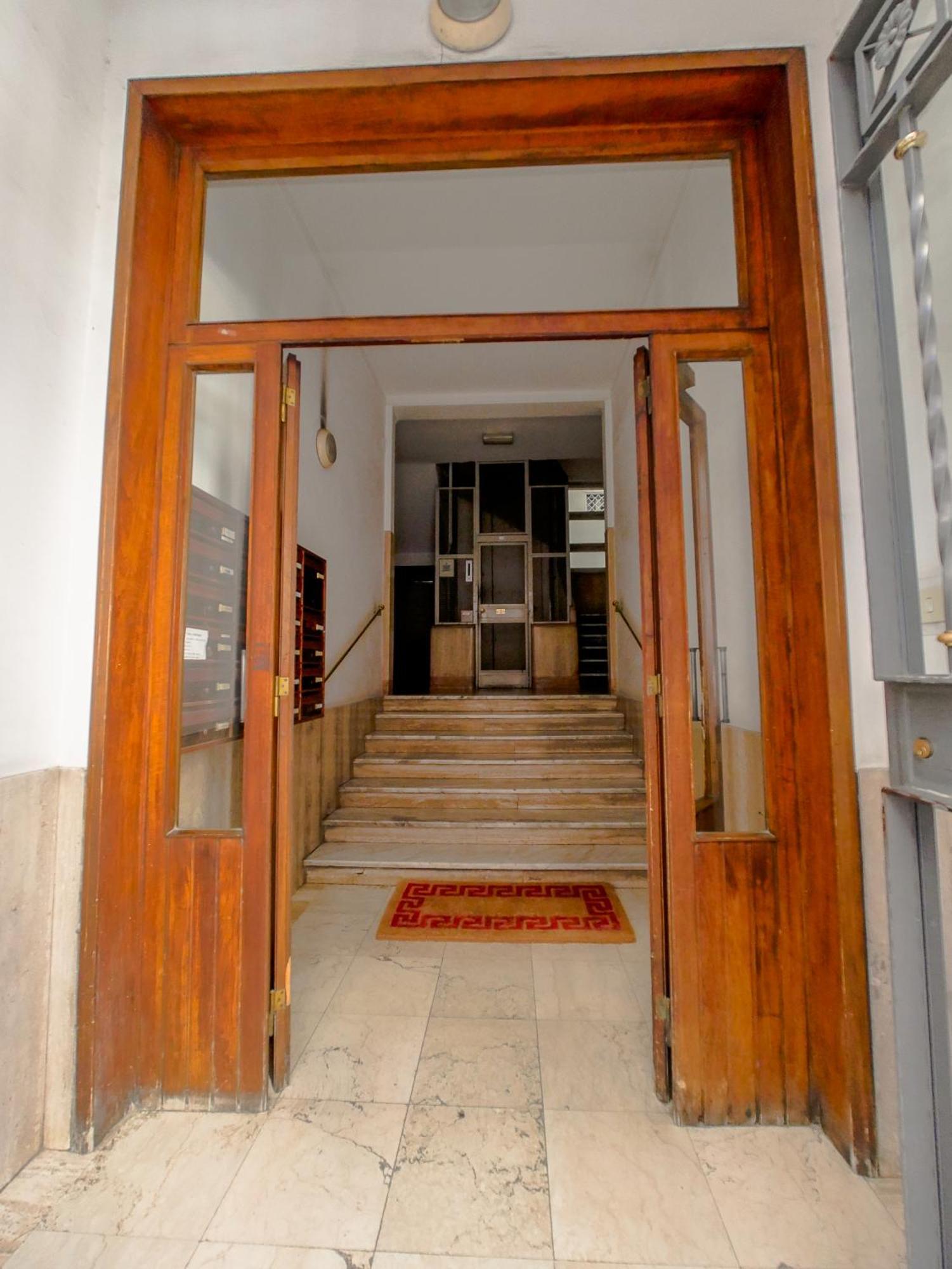 Leilighet Chic Modern 2-bedroom Near Metro Roma