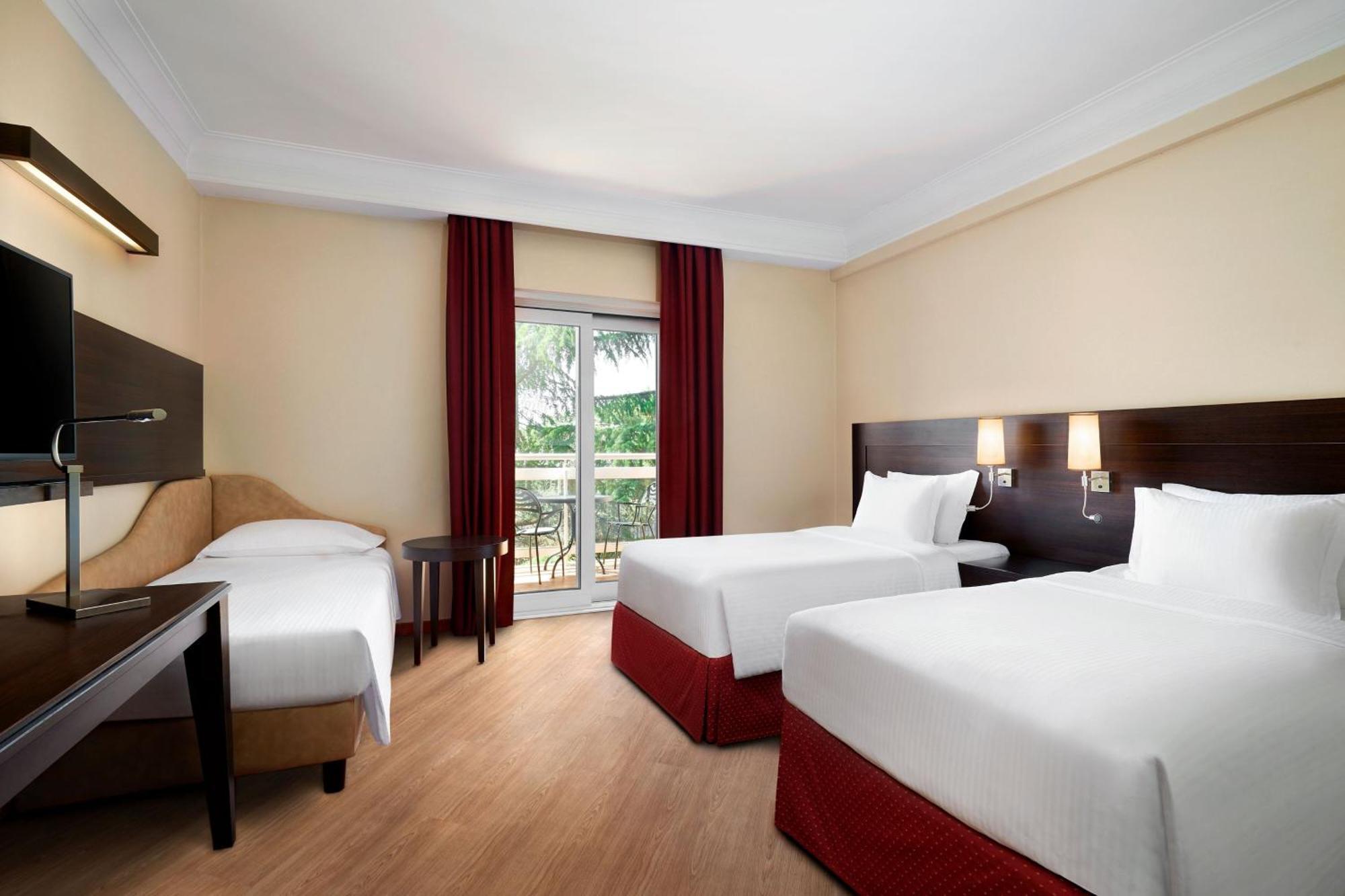 Courtyard By Marriott Park 4* Roma