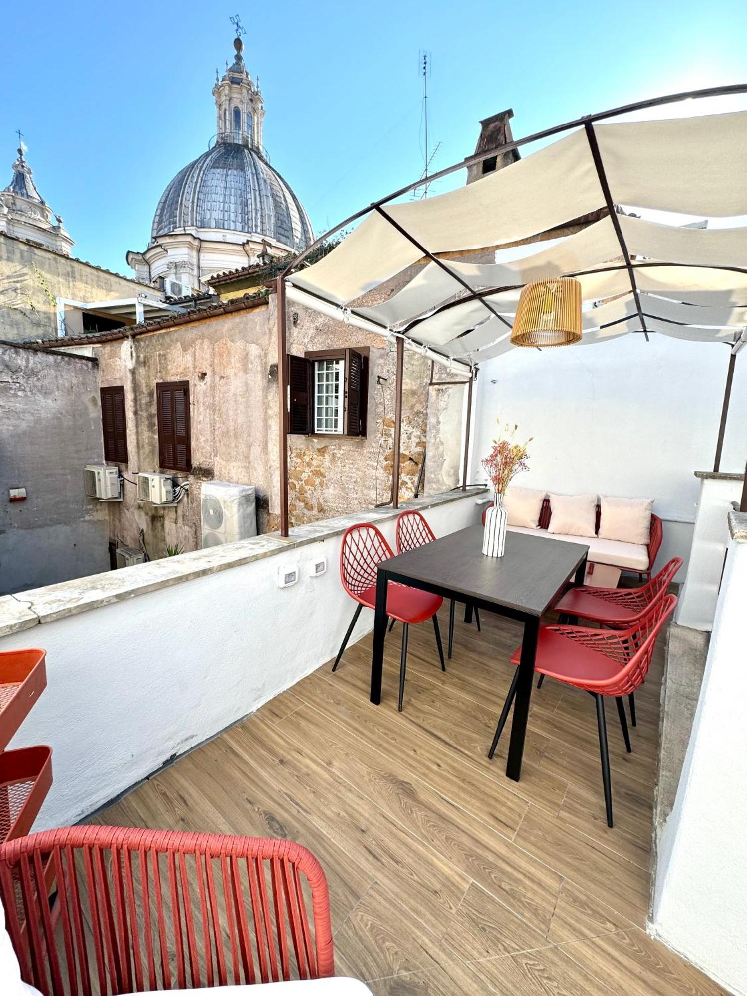 Apartamento Navona Penthouse - Attico Vista Cupola 4 Posti