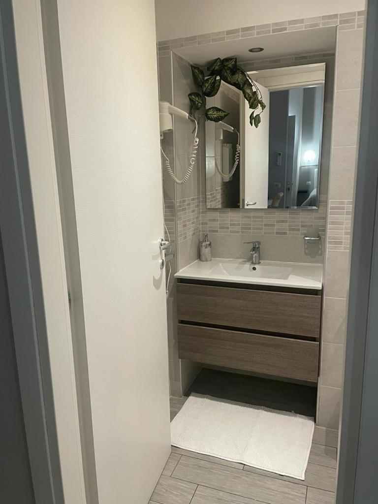 Holiday House Vaticano Apartment