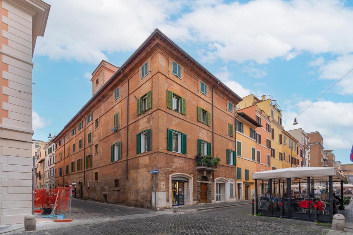 Appartamento Casa Angelica, A Burghesius Roma