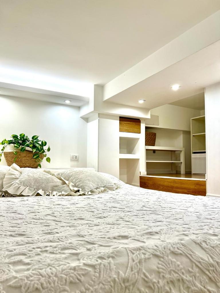 Modern Mini Loft * Rom