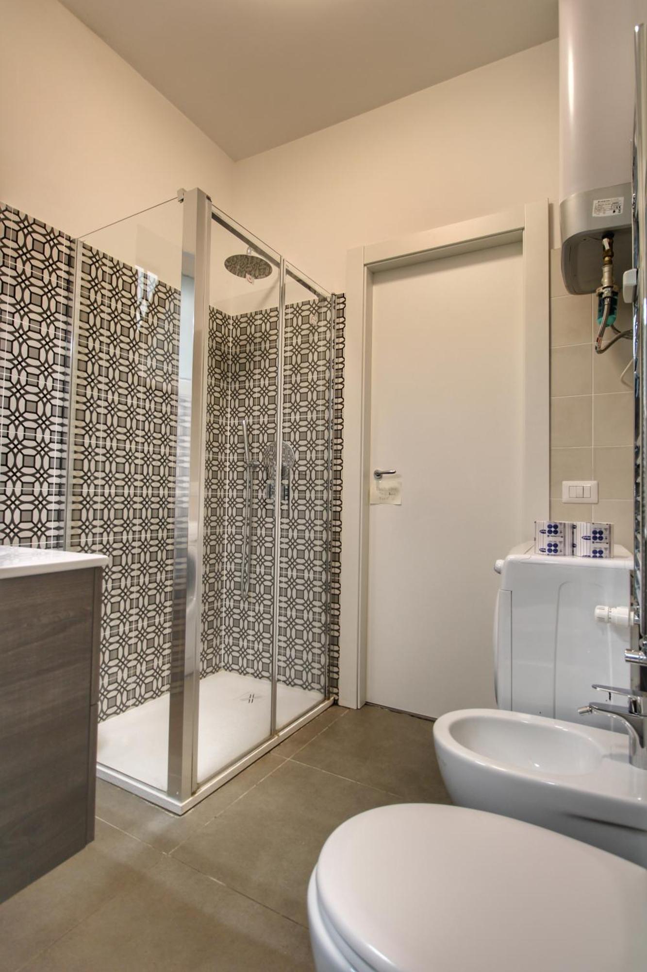 Apartment Delicious 2 Bed And Garden By Yh