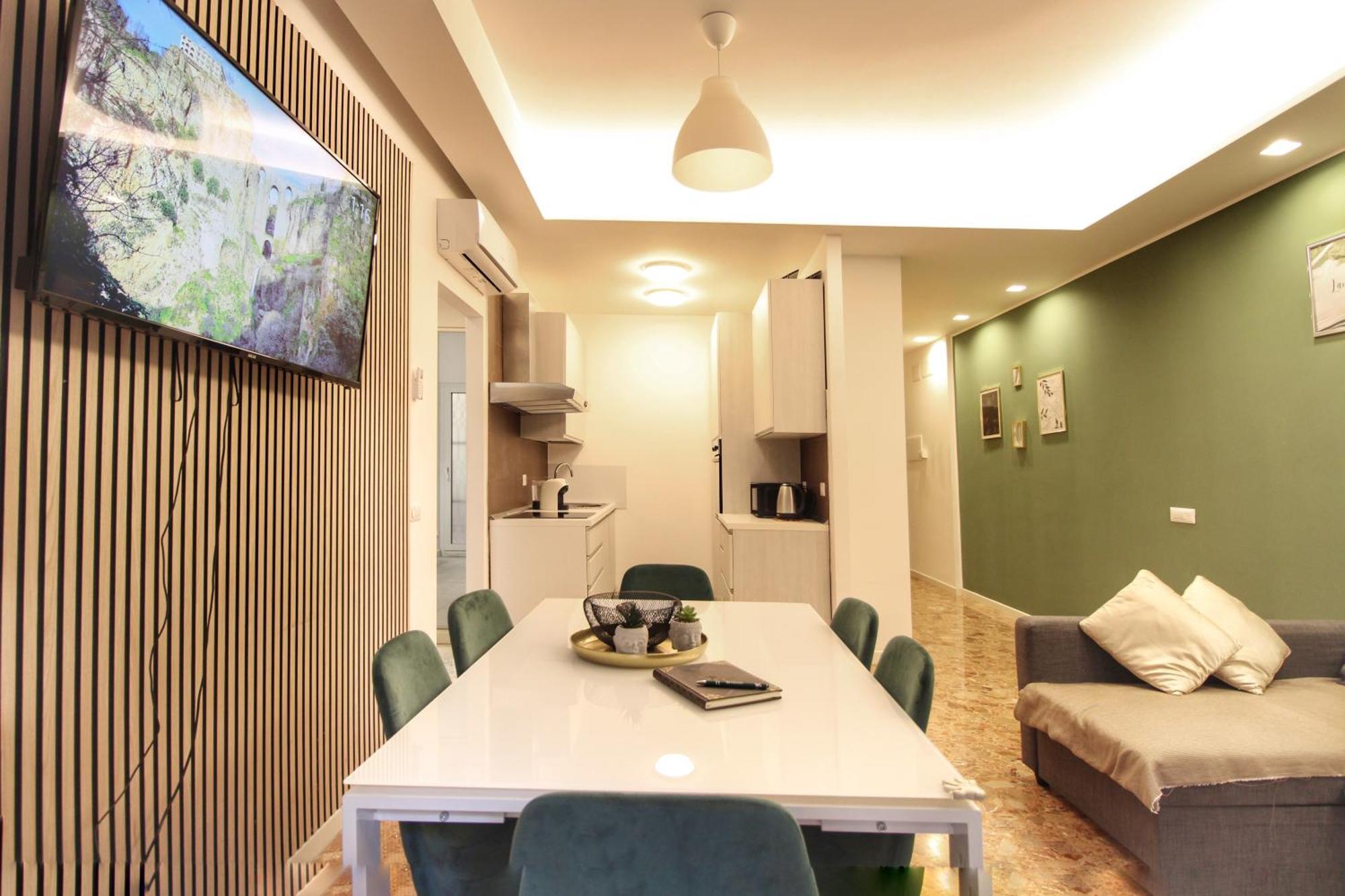 Delicious 2 Bed And Garden By Yh * Rome