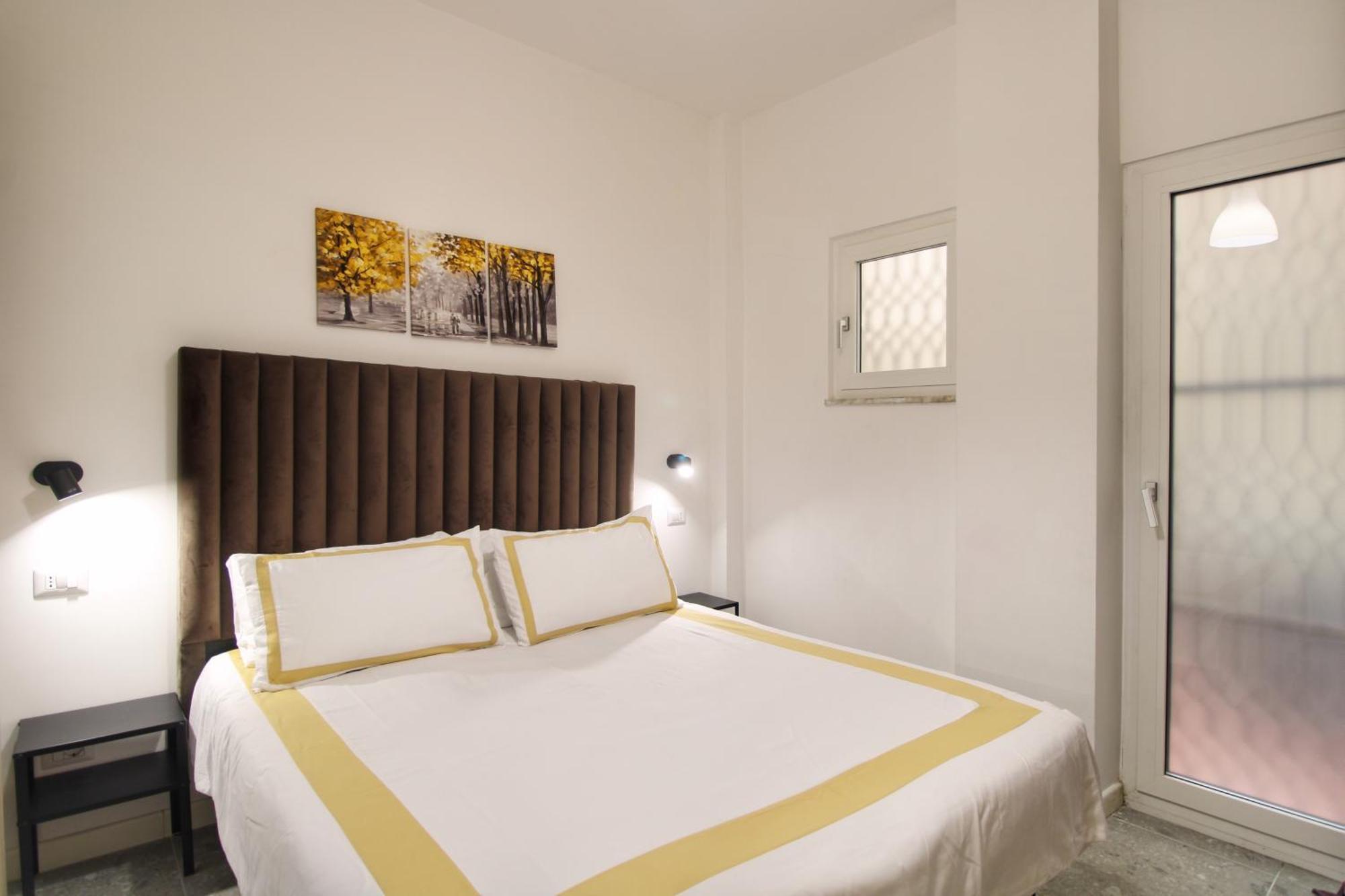 Delicious 2 Bed And Garden By Yh Rome