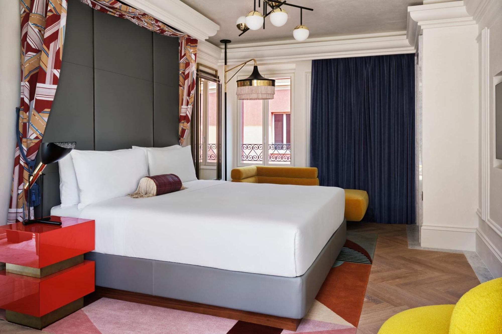 Hotel W