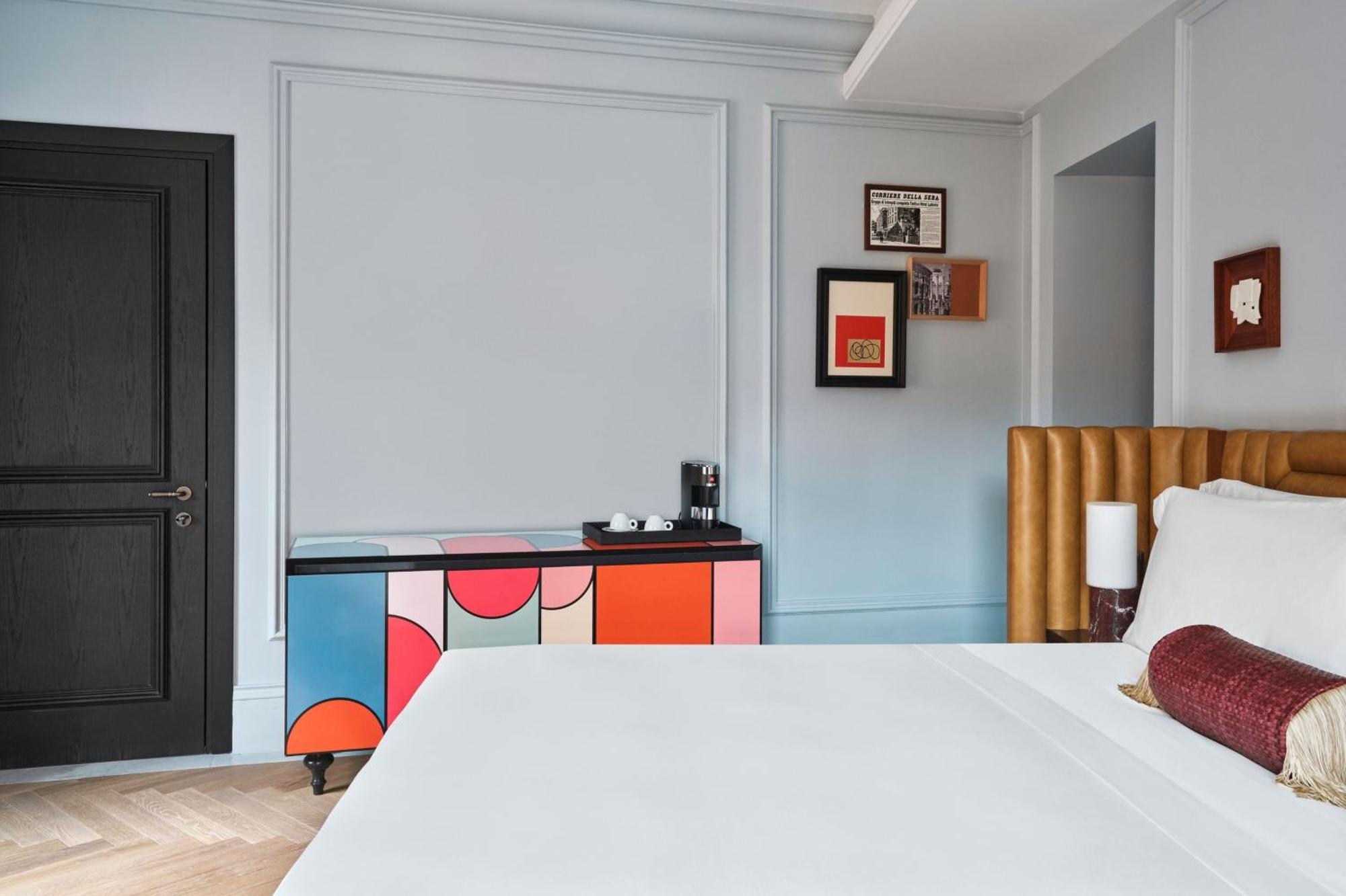 W Hotel 5*