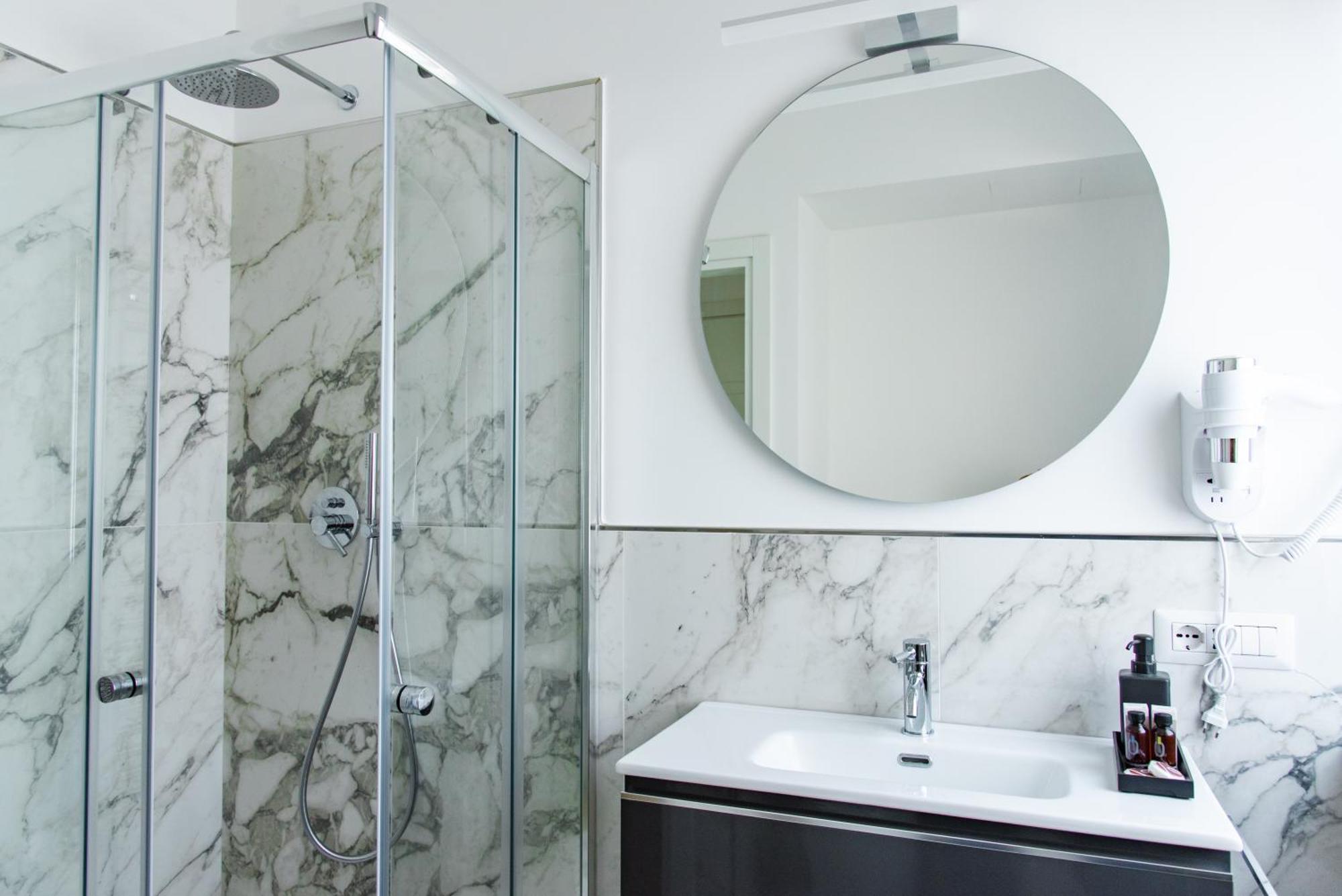Apartamento Eur Terrazzo Vista Laghetto Modigliani Roma