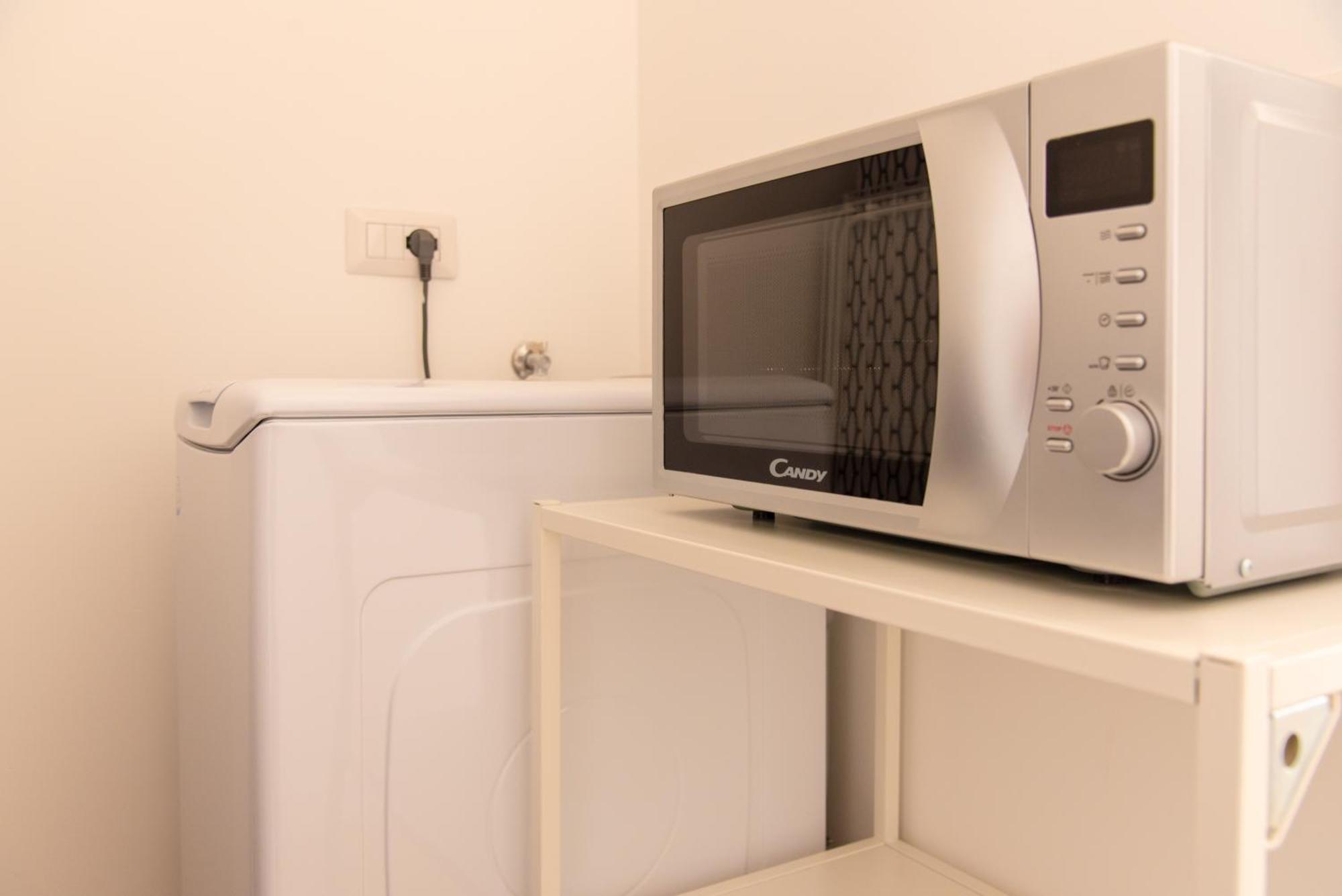 Eur Terrazzo Vista Laghetto Modigliani Apartamento