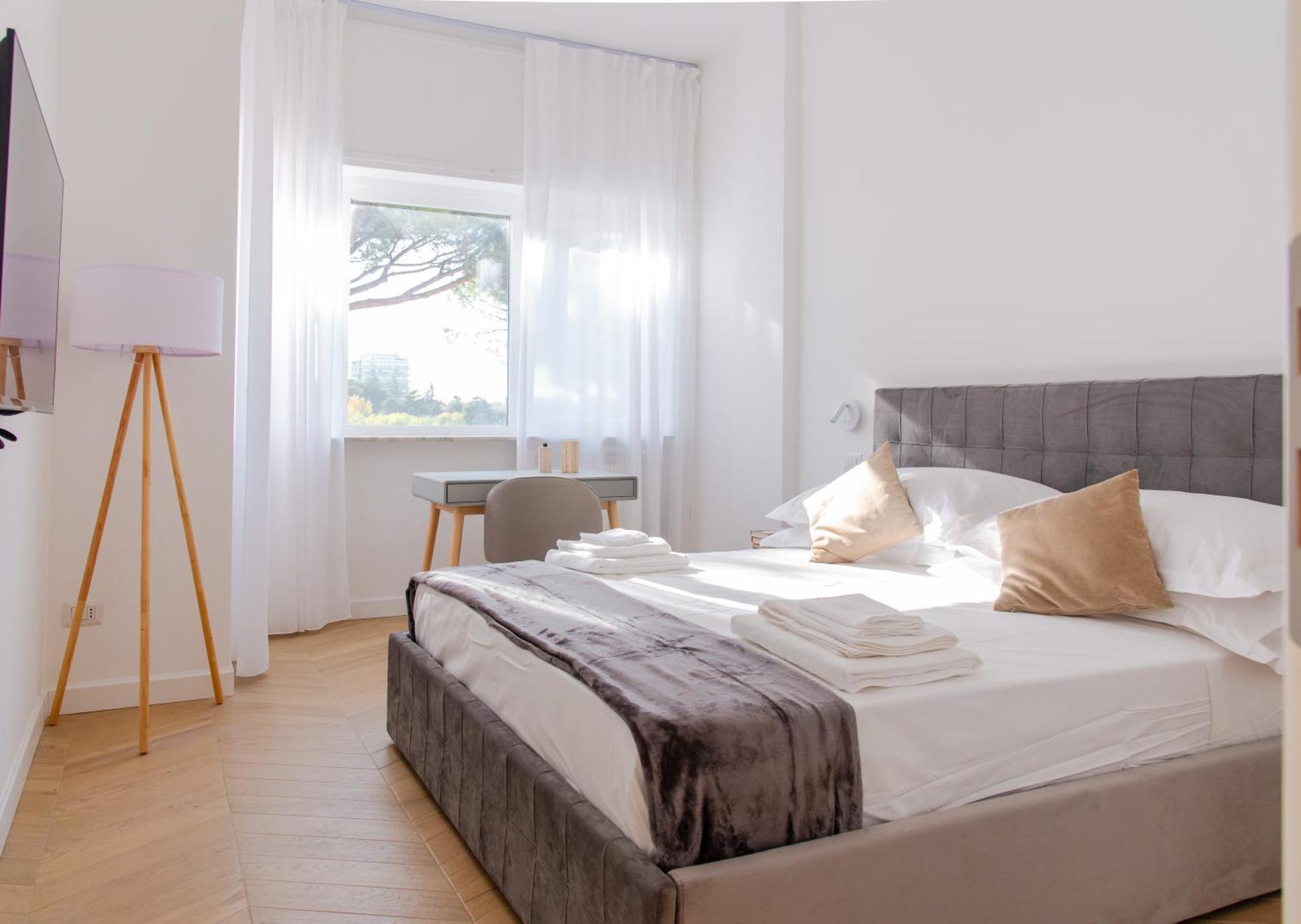 Eur Terrazzo Vista Laghetto Modigliani Apartamento