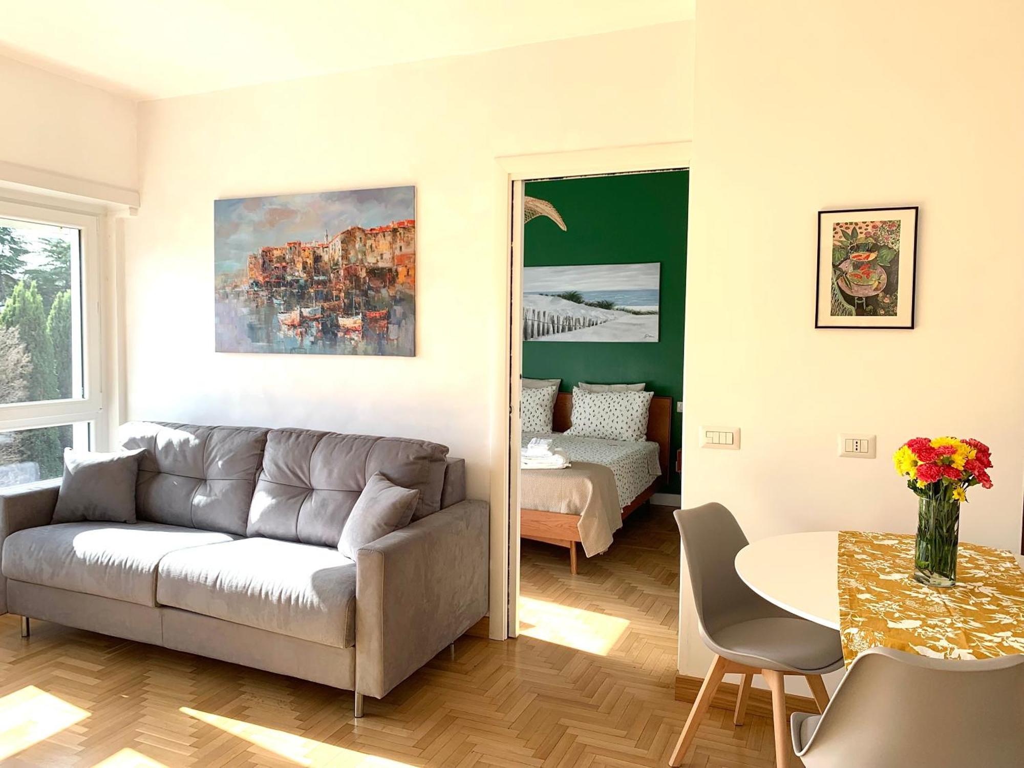 Aurelia House Garden Apartment