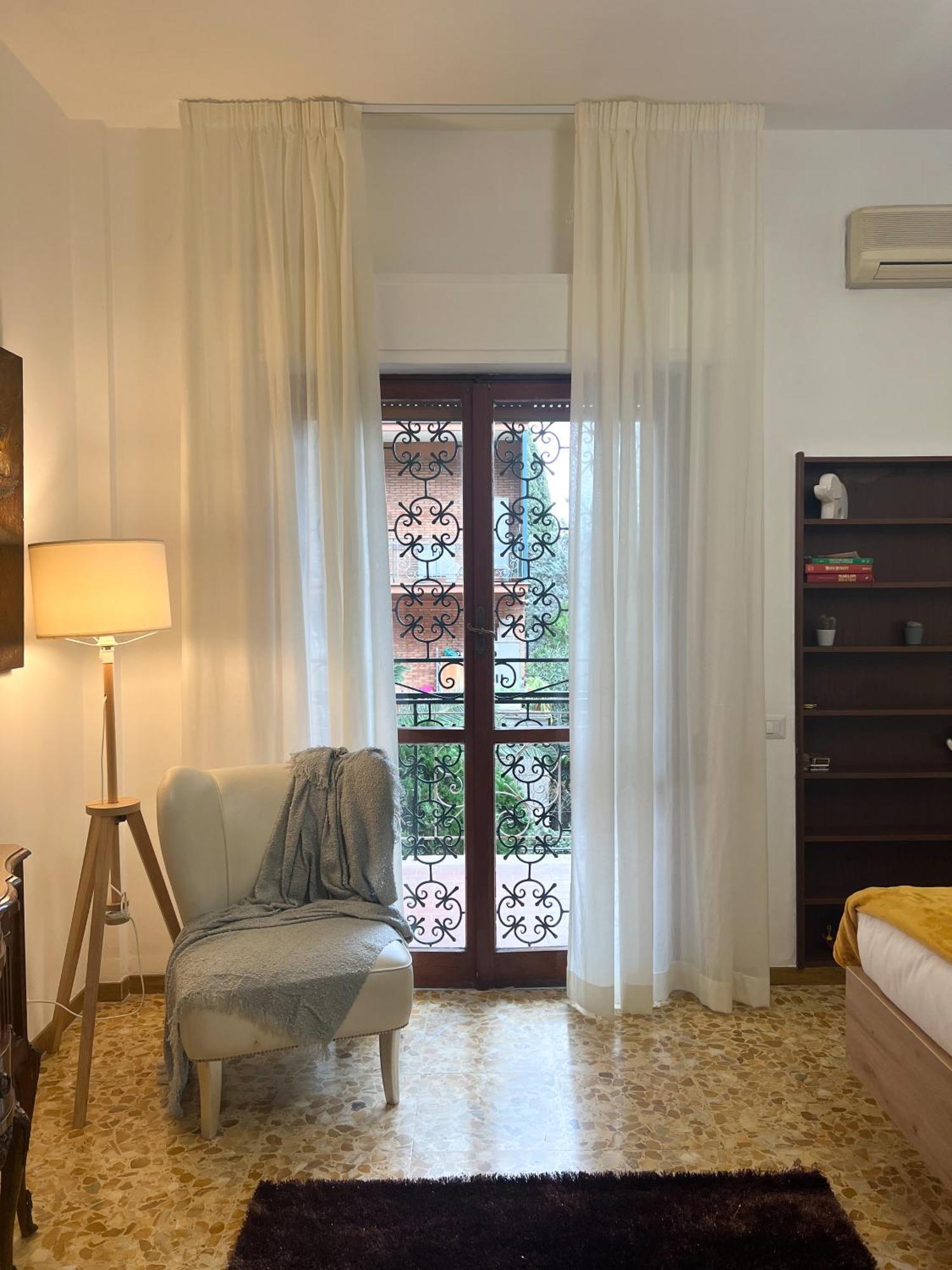 Gelsi - Metro C Apartment *