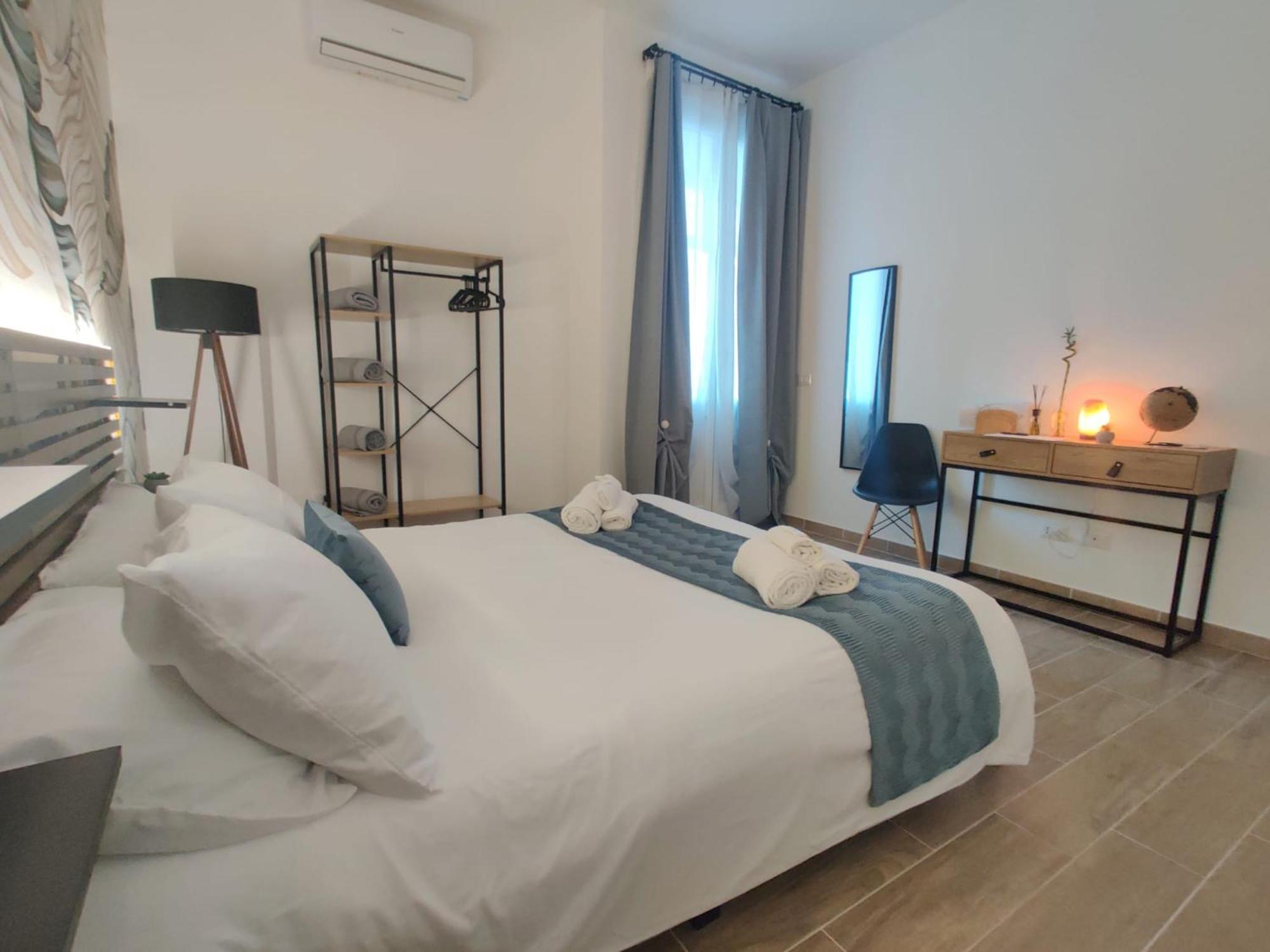 Apartment Agli Acquedotti, Con Giardino Privato