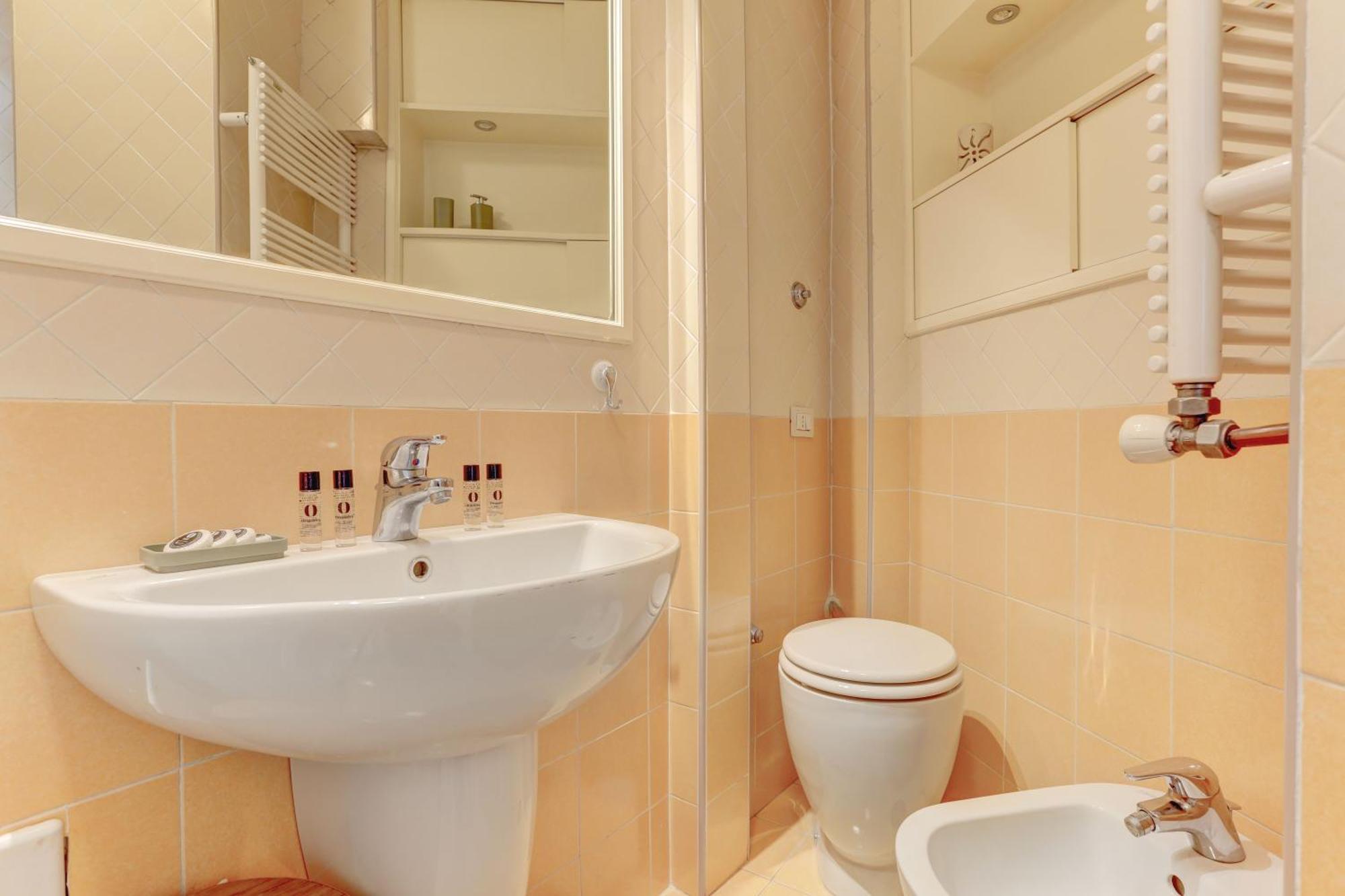 Apartment And St. Angelo 5 Rom