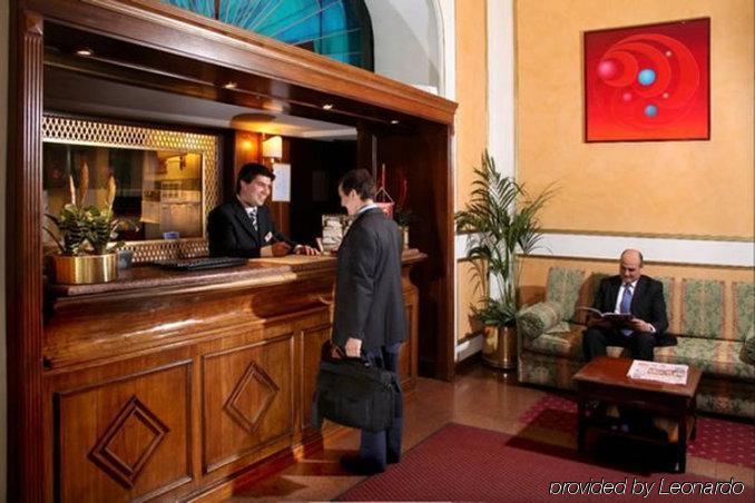Oxford Hotell Roma
