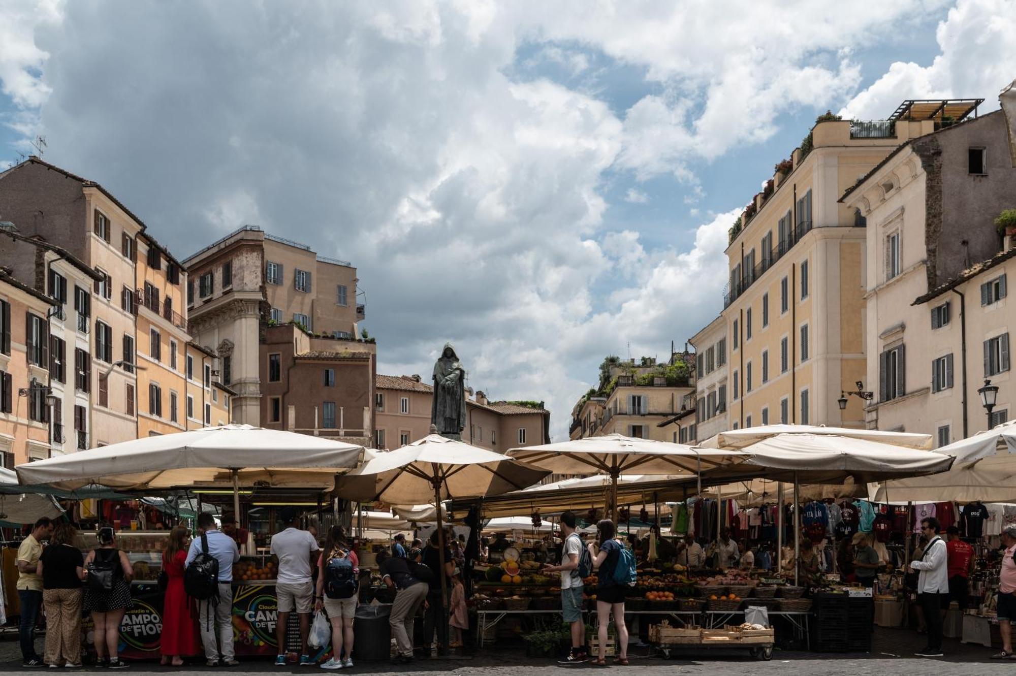 Campo De Fiori Charming Apartamento