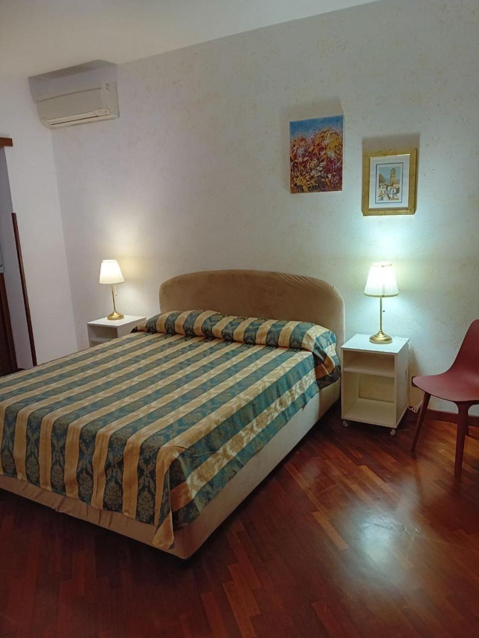 Flavia Apartment *