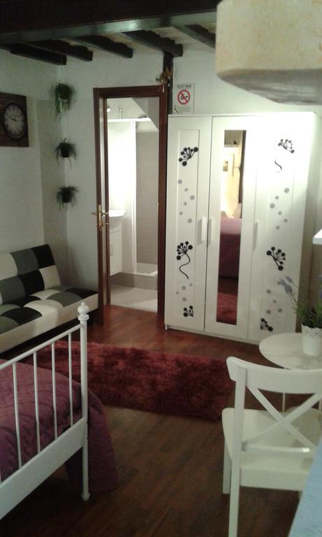 Vesta Domus Gasthof 2*