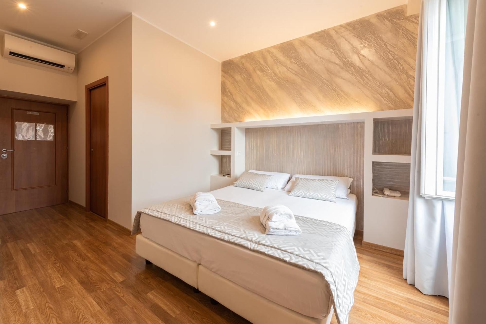Floor Colosseo Gjestgiverier 3*