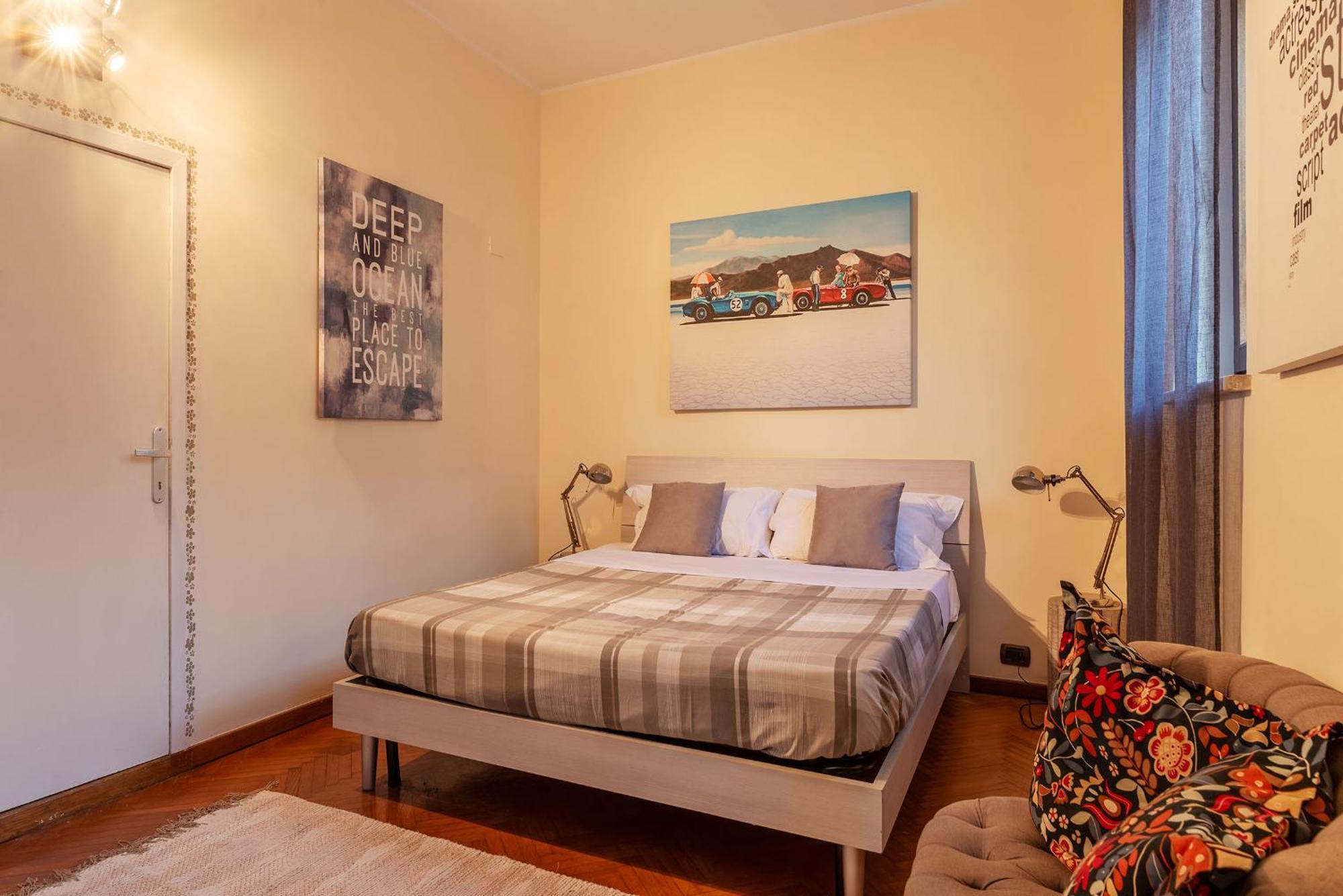Piazza Navona Penthouse Apartment