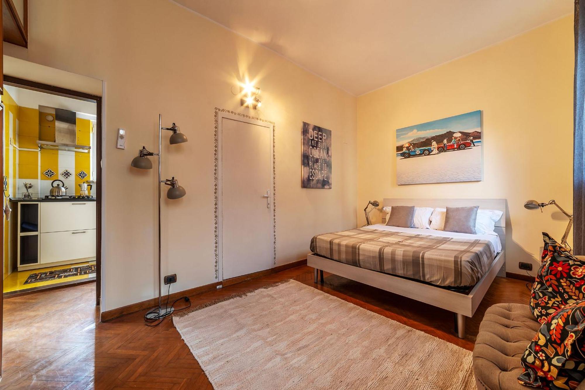 Piazza Navona Penthouse Apartment *