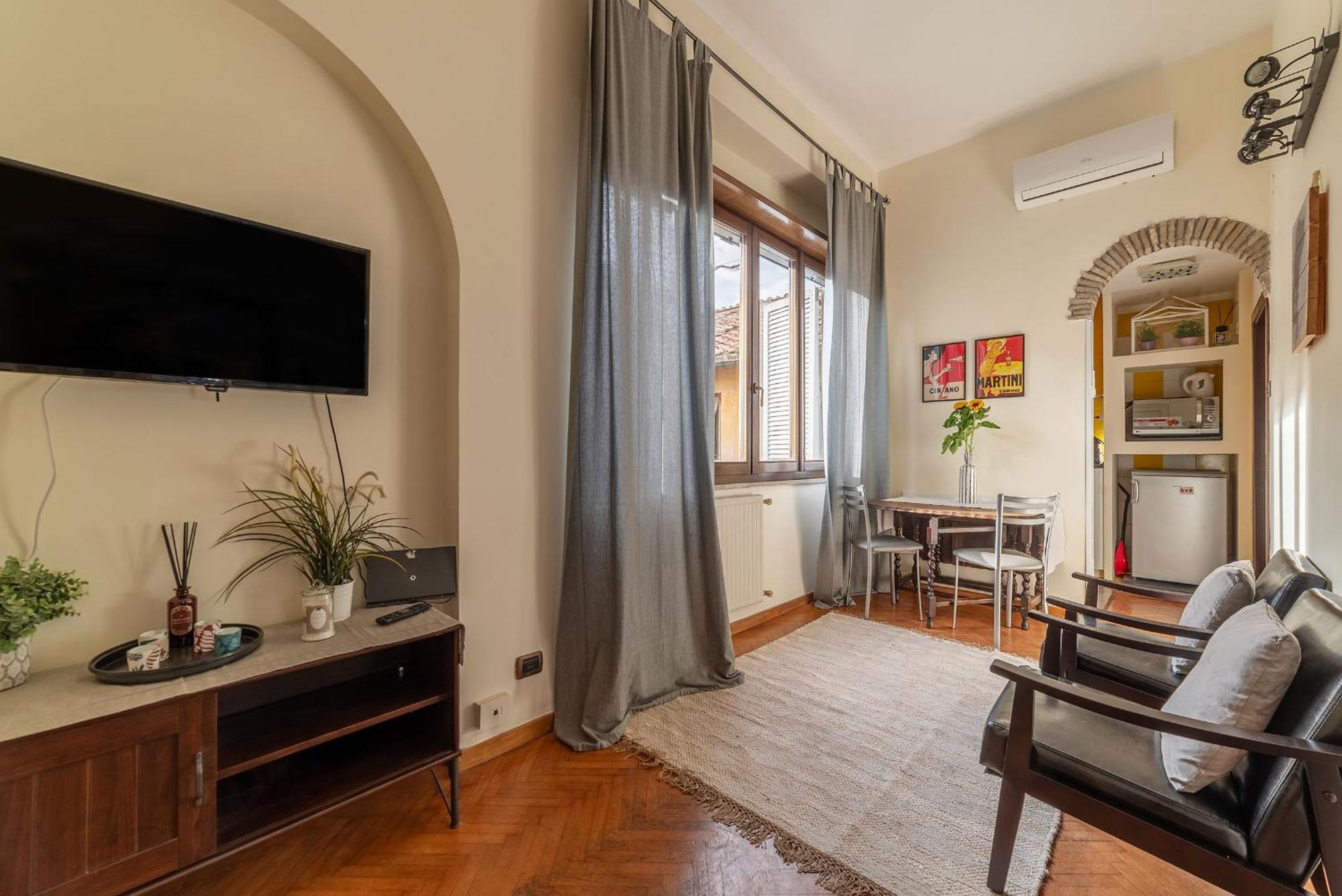 Piazza Navona Penthouse