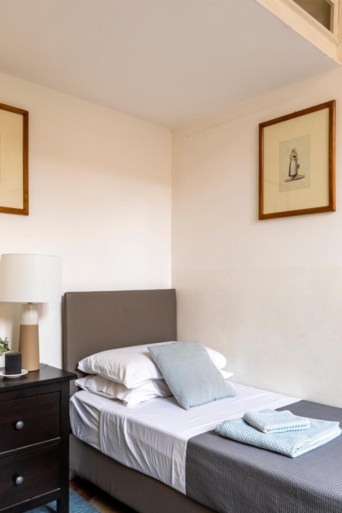 Colosseo Apartment- Heart Of Rione Monti Roma