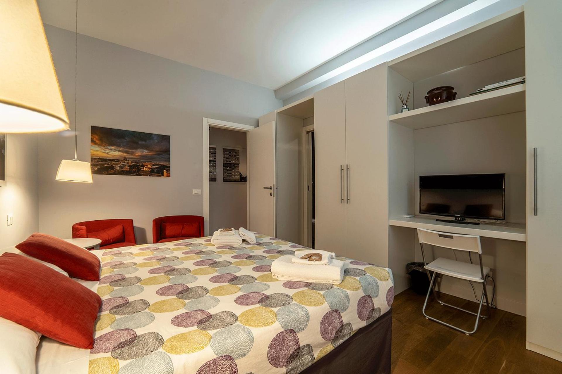 Fotofever Apt, Two Bedrooms With Air Conditioned In Elegant Shopping Area, Close To Vatican * Roma