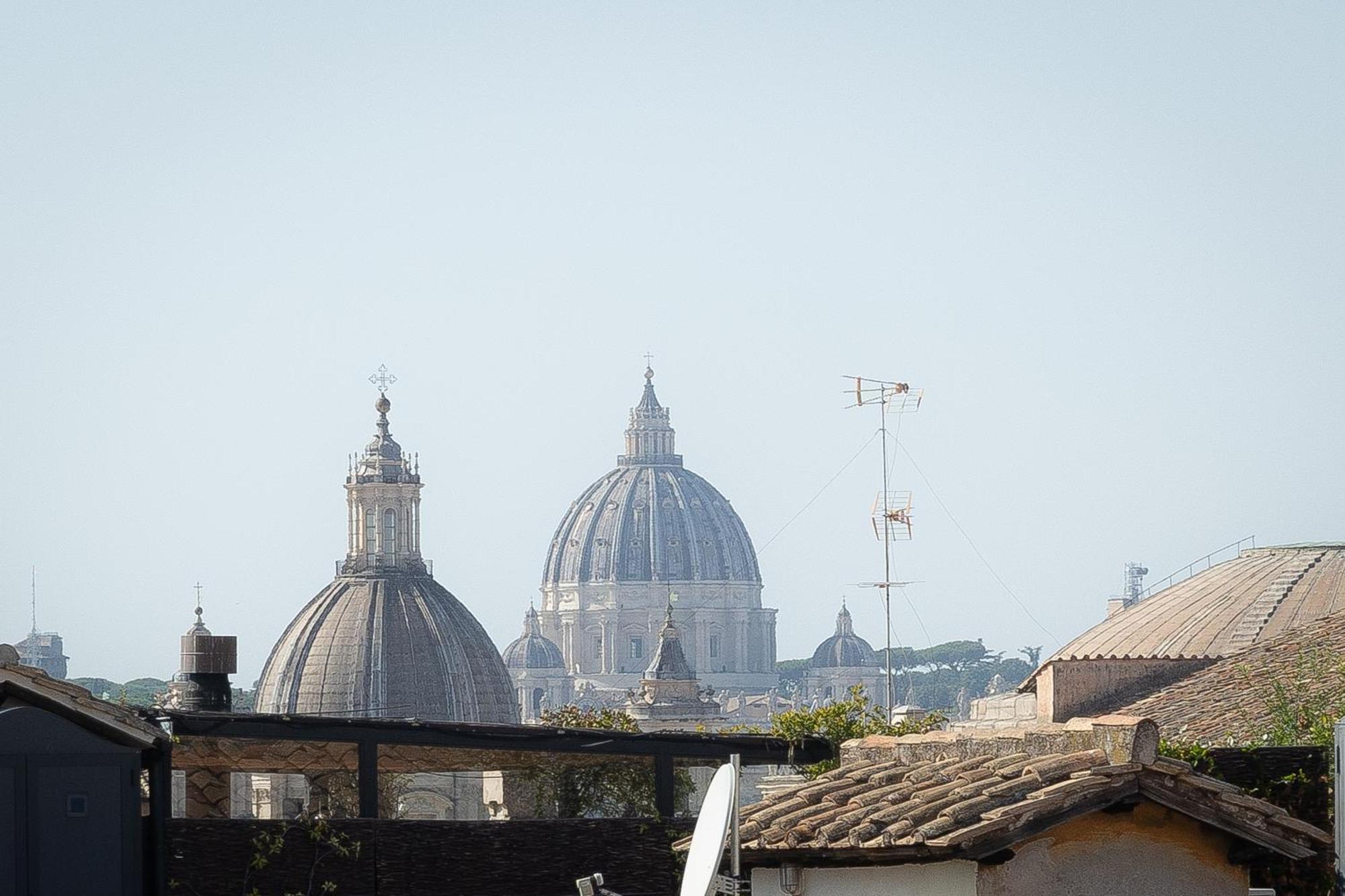 Amazing 3 Levels Penthouse Piazza Venezia Leilighet