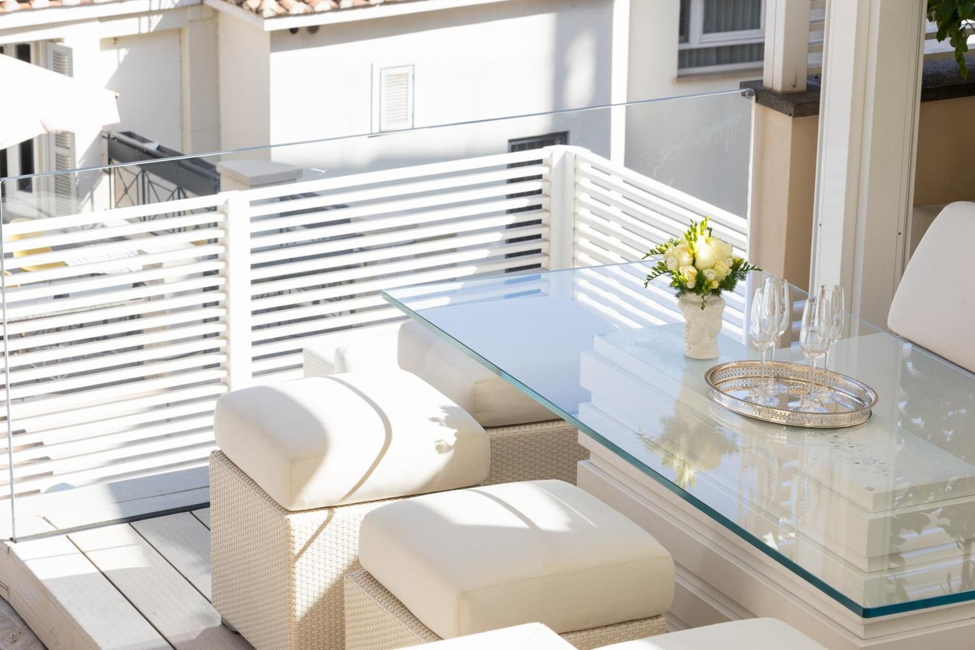 Amazing 3 Levels Penthouse Piazza Venezia Leilighet *