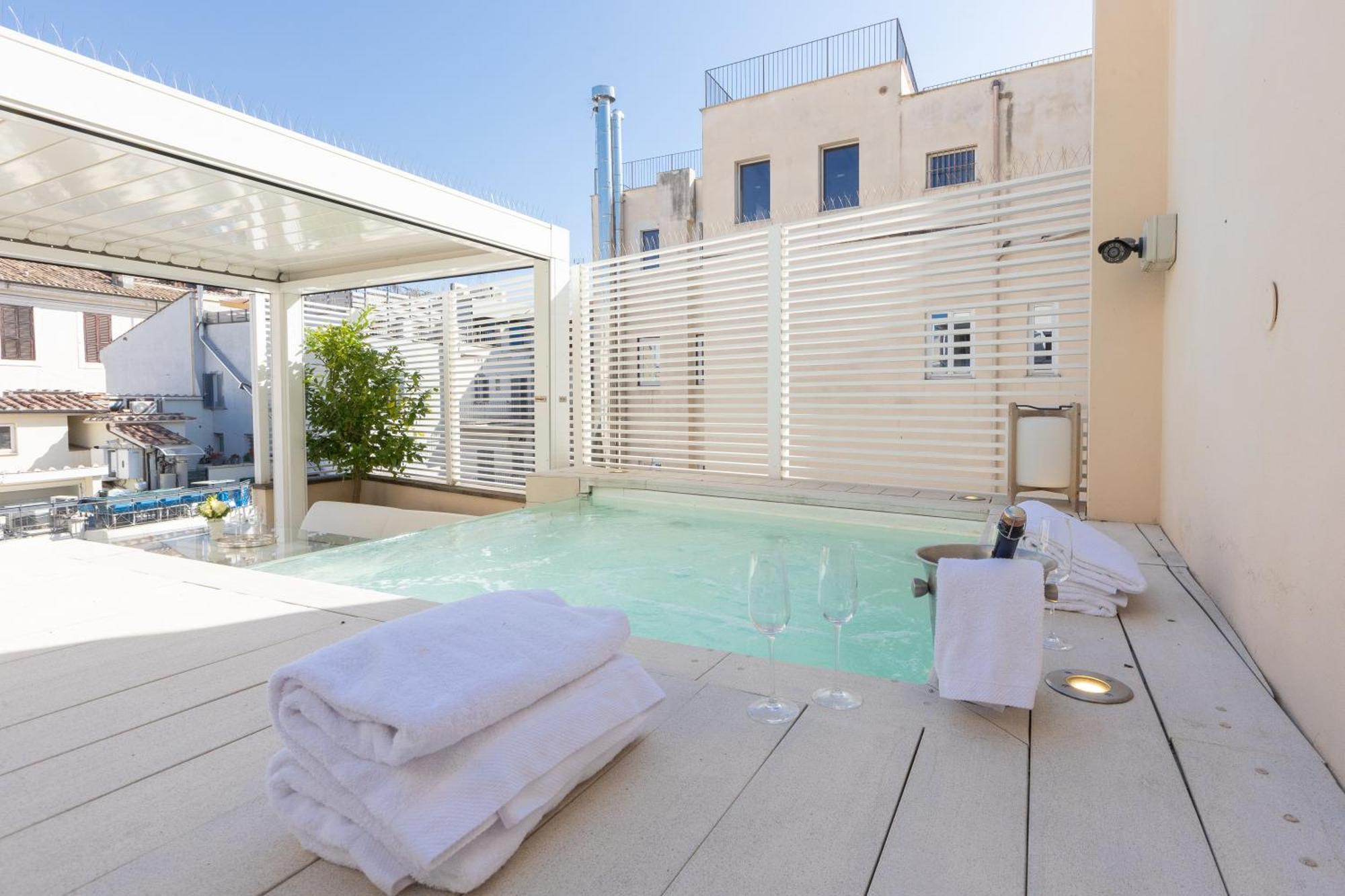 Amazing 3 Levels Penthouse Piazza Venezia Roma