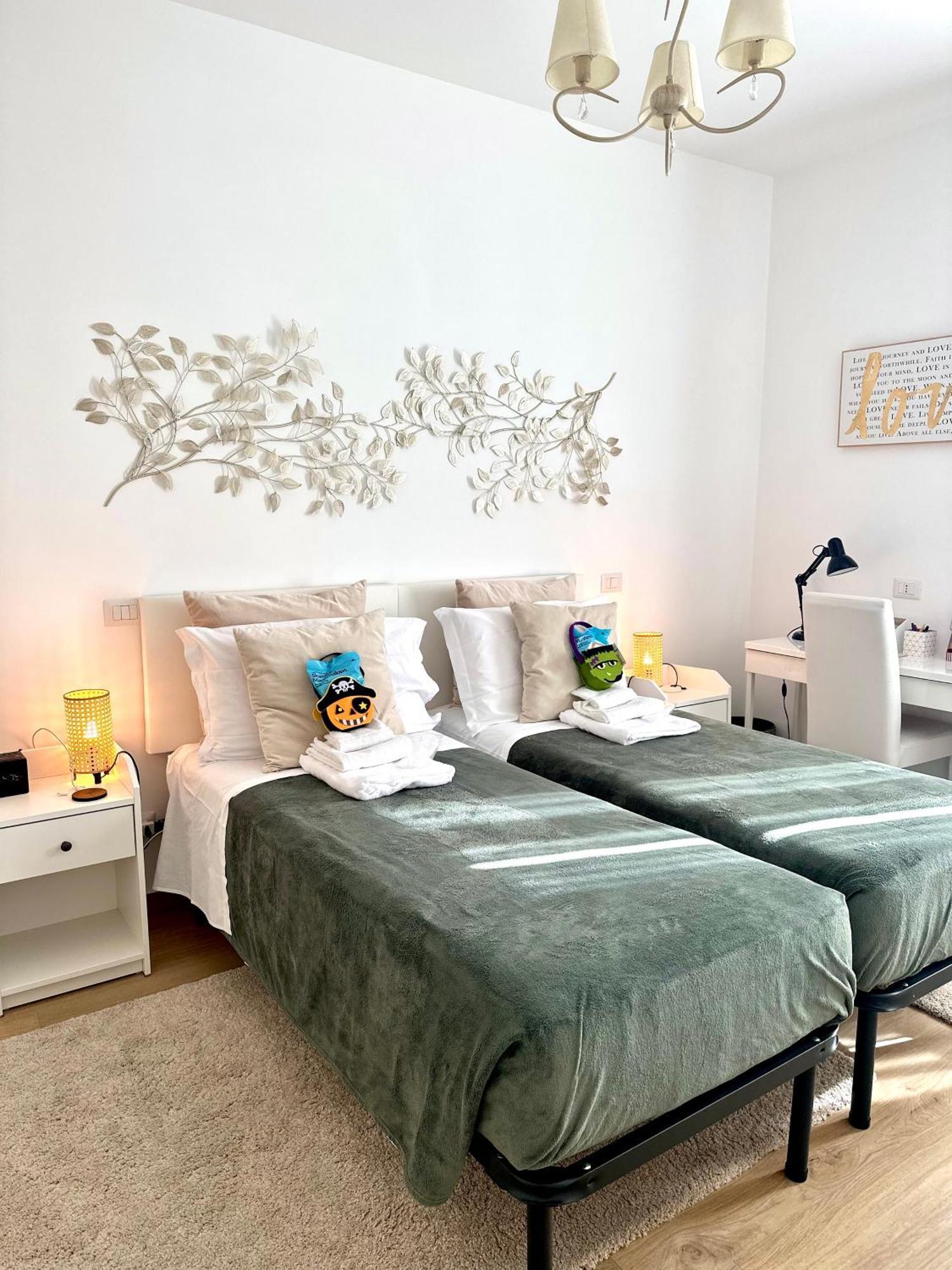Gemelli-san Pietro-trastevere-casa Con Posto Auto Apartamento
