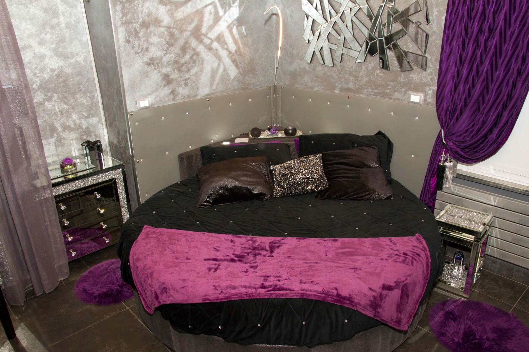 Jacuzzi Suitesweetrome Apartment