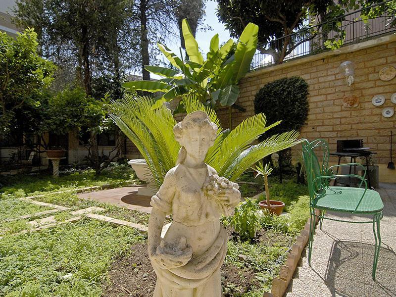 Bed & Breakfast Tiburtina Garden 2*