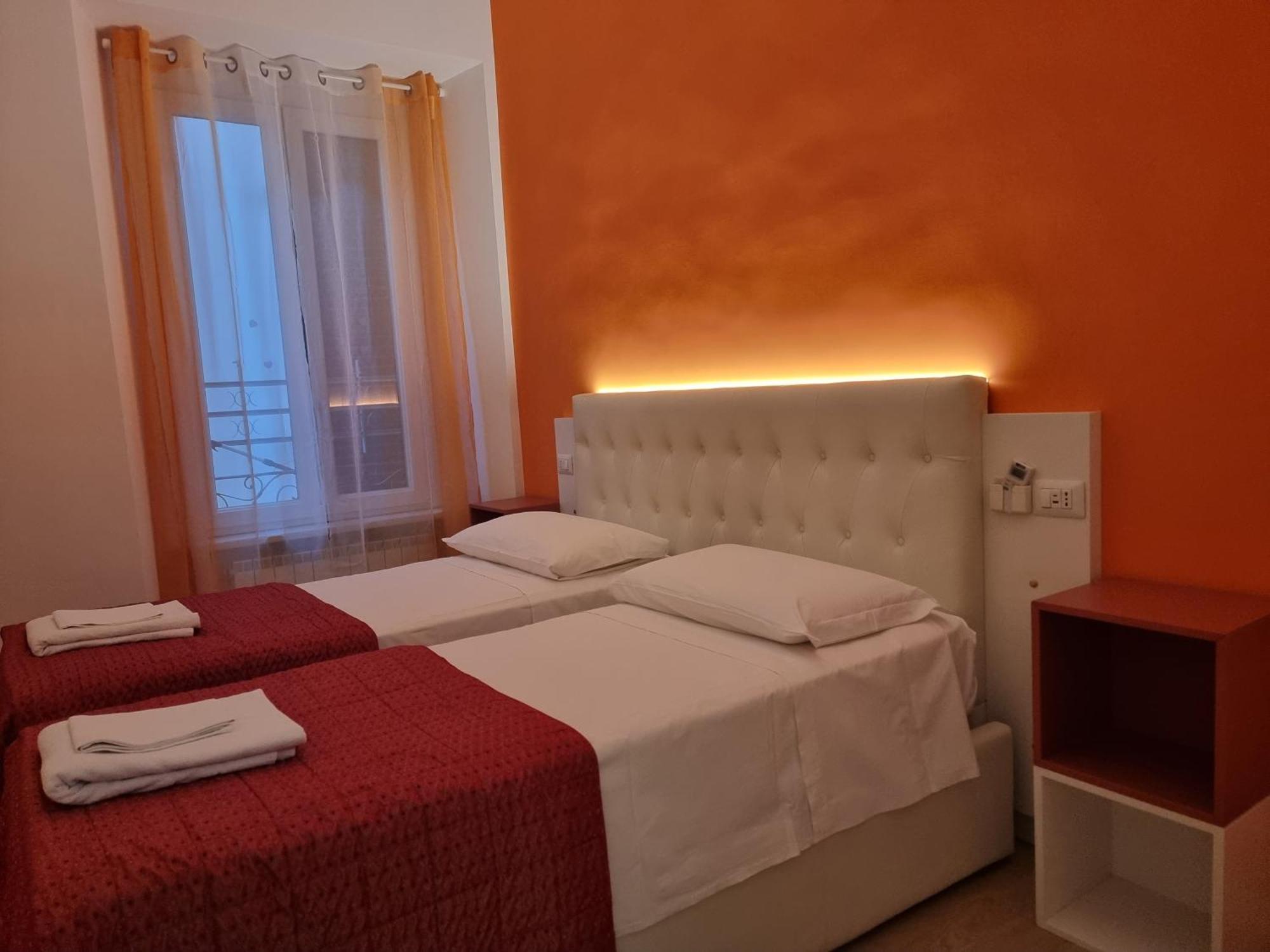 Anthony House, Anthony Floor 3, Castro Pretorio