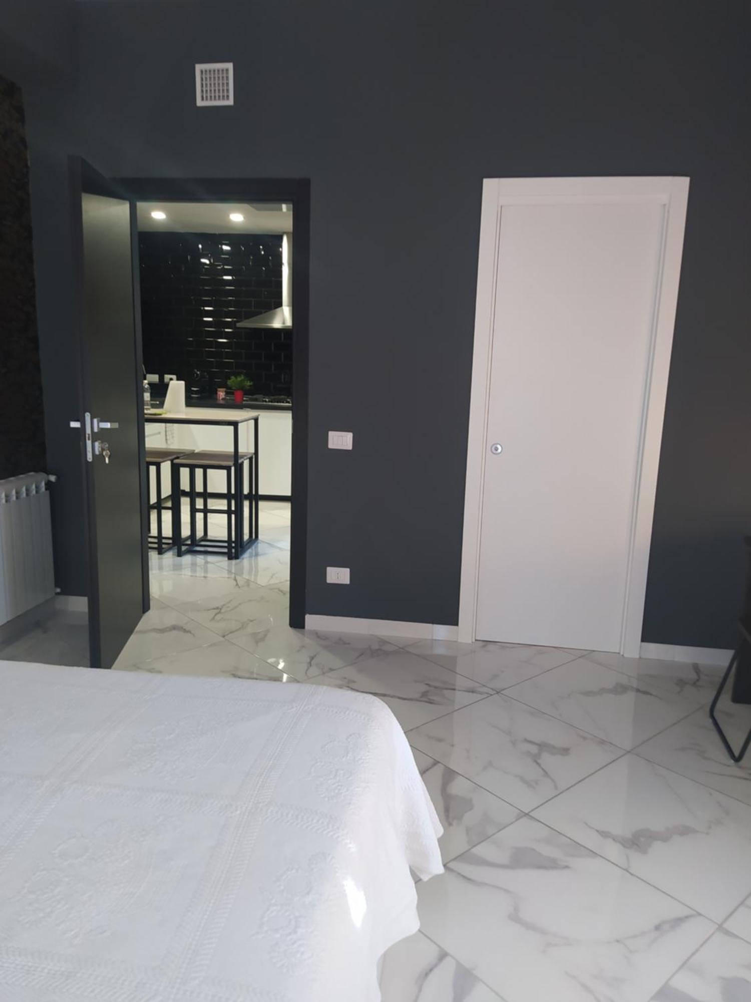 Linda's Roma