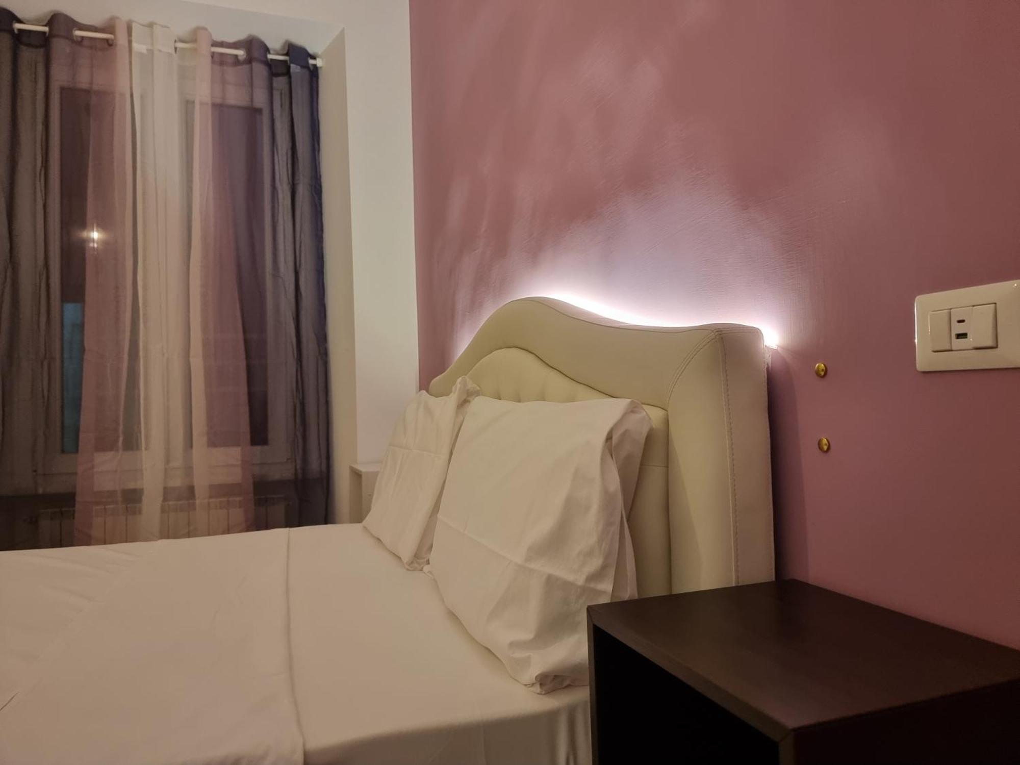 Anthony House, Anthony Floor 3, Castro Pretorio Apartment