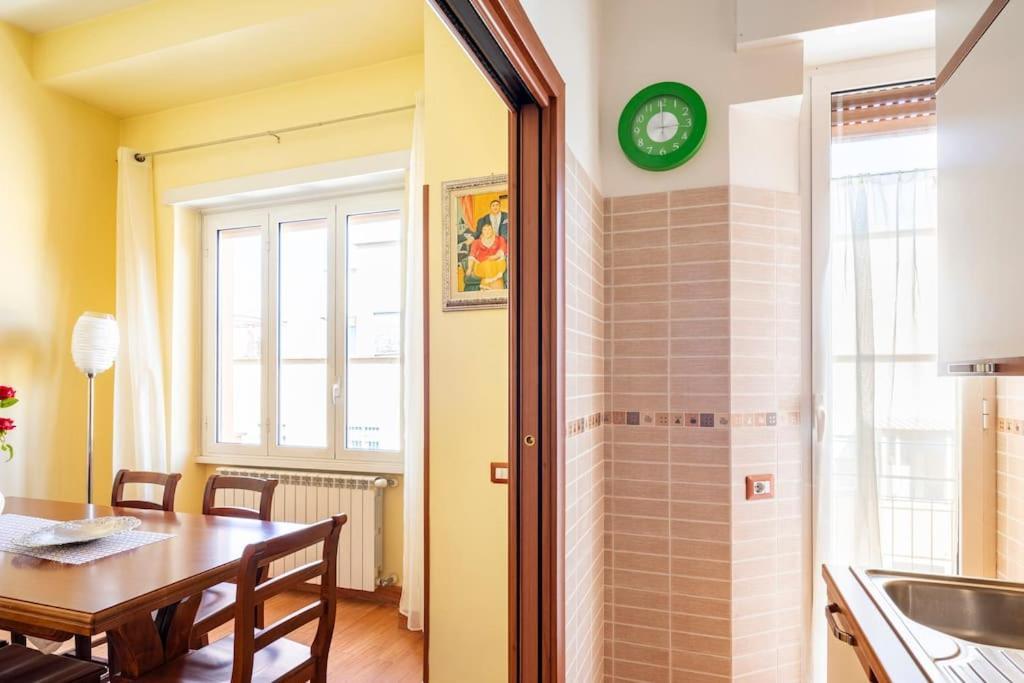 Casa Angelina Con 3 Da Letto Leilighet Roma