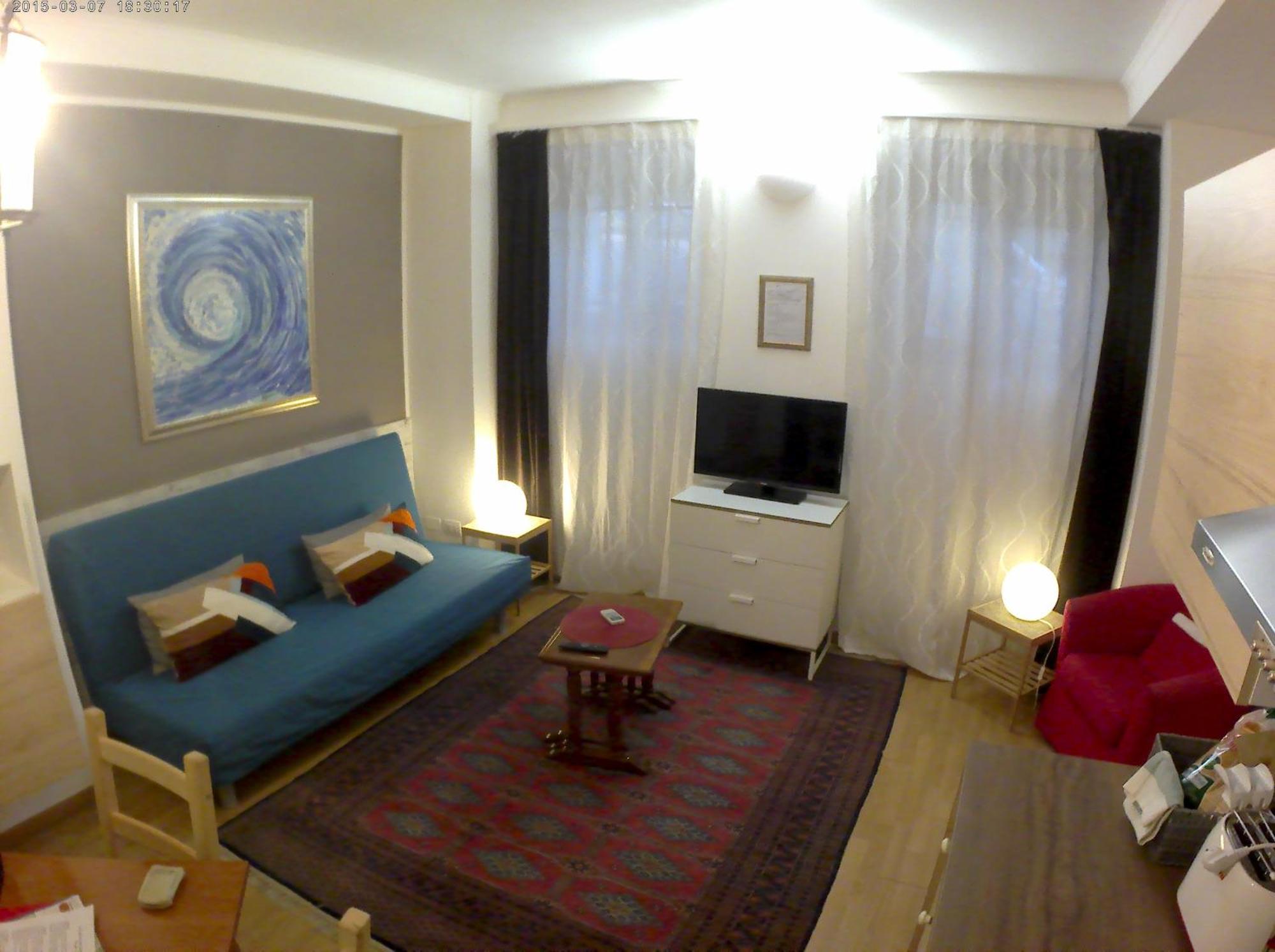 Lilium House Apts *
