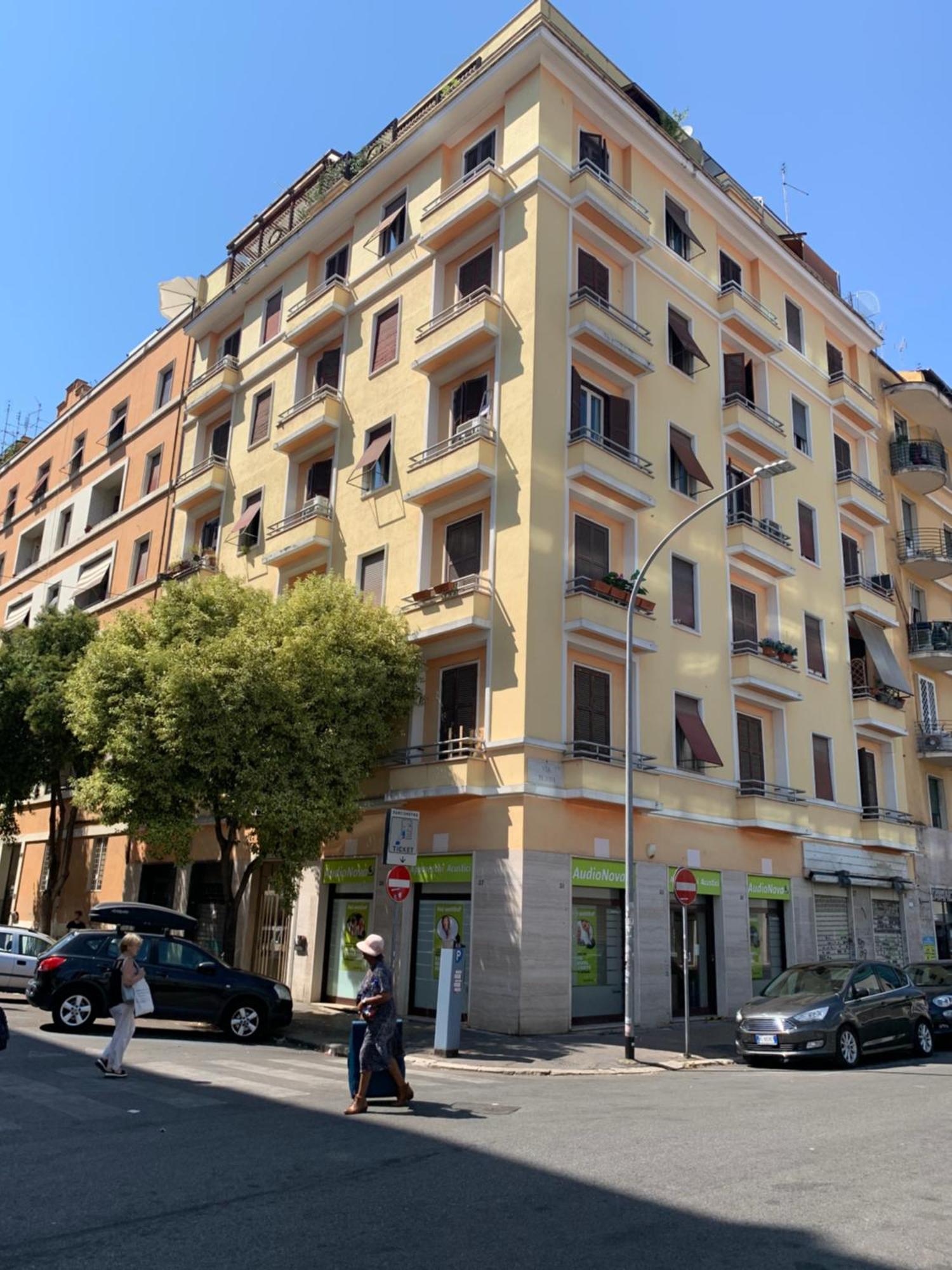Caracciolo33 Apartamento *