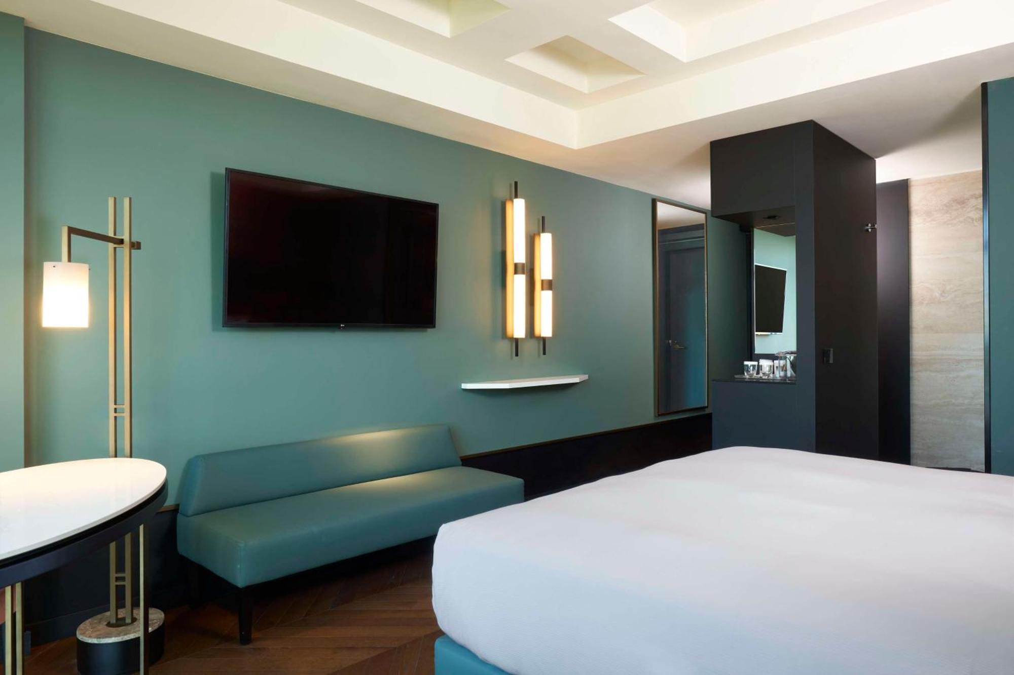 Hotel Hilton Eur La 4*