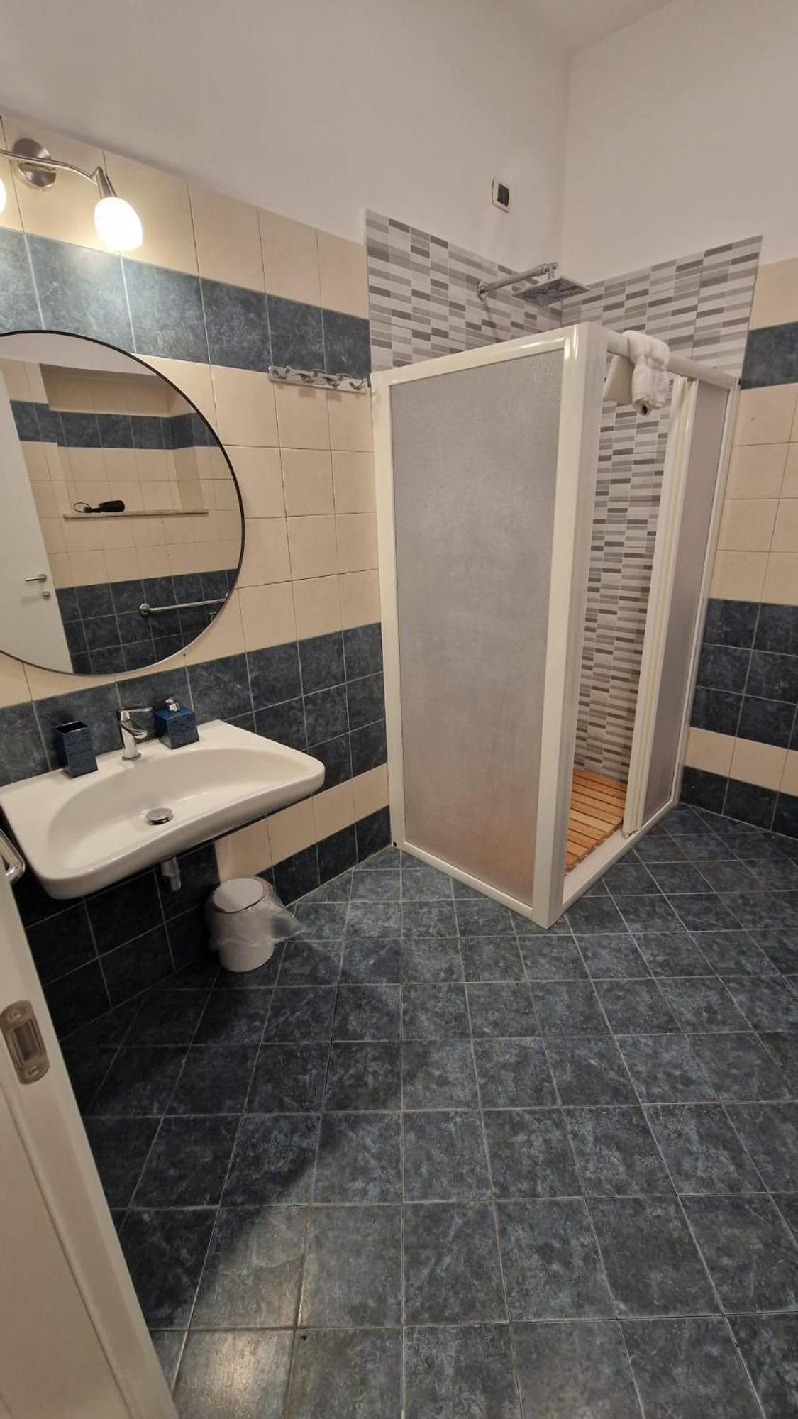 4rooms In Pensión *