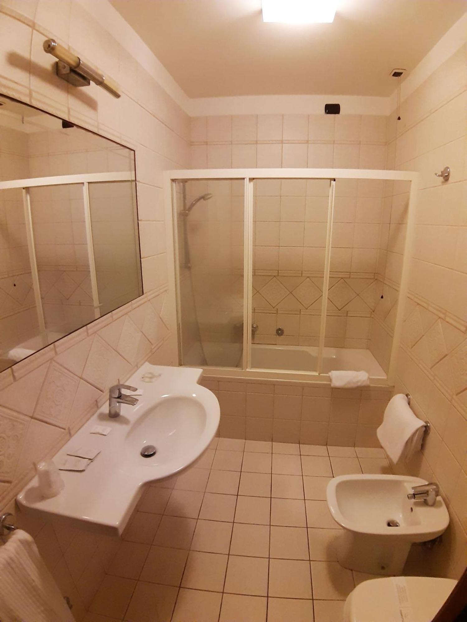 Mariano Hotel 3*