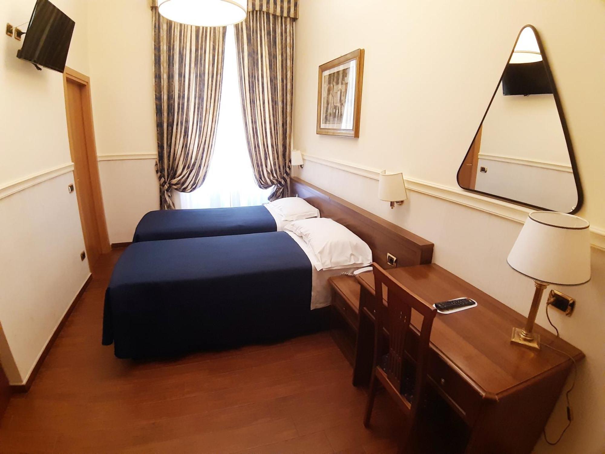 Hotel Mariano Roma