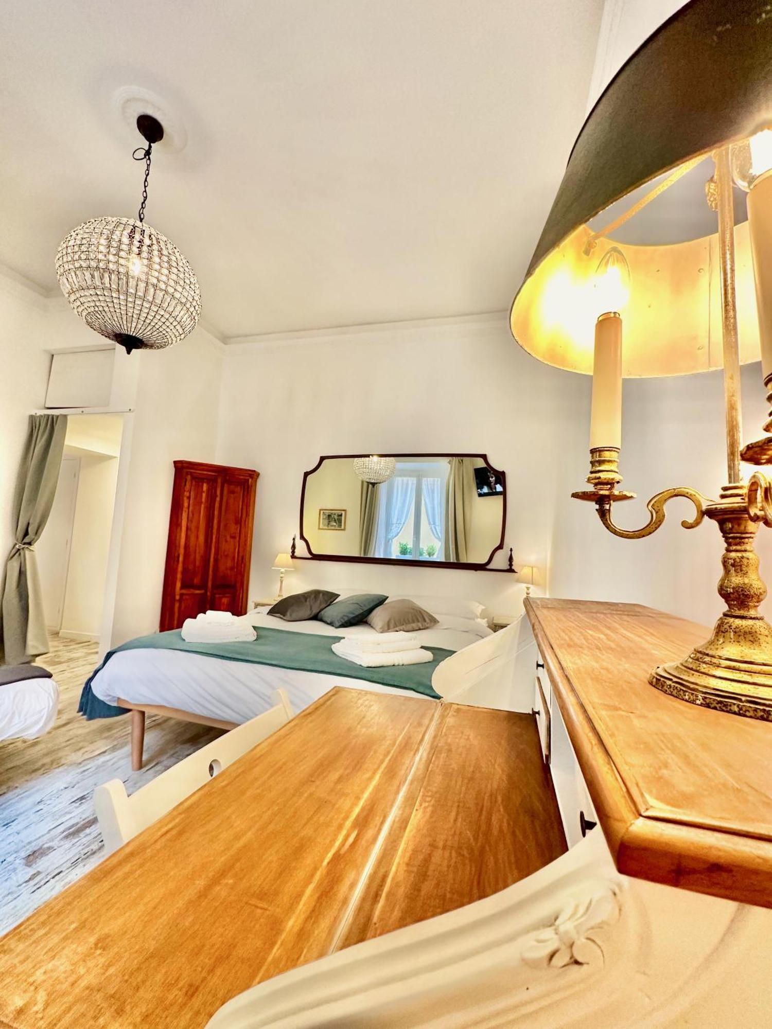 Vacanze Romane Colosseum Apartamento *