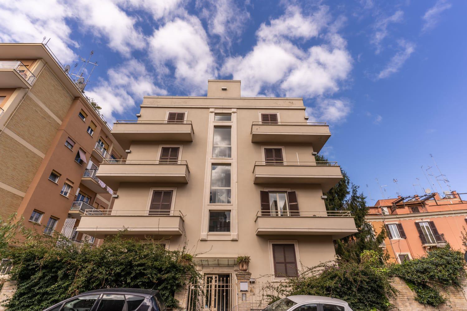 Apartment Saint Peter - Station Rom