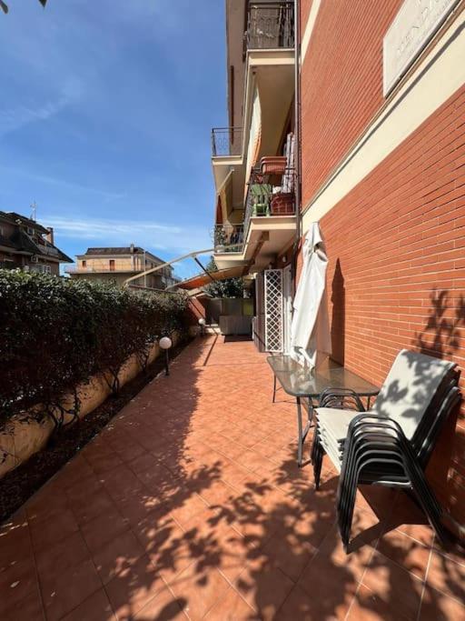 Delizioso A 5 Minuti Dalla Metro A Apartamento Roma